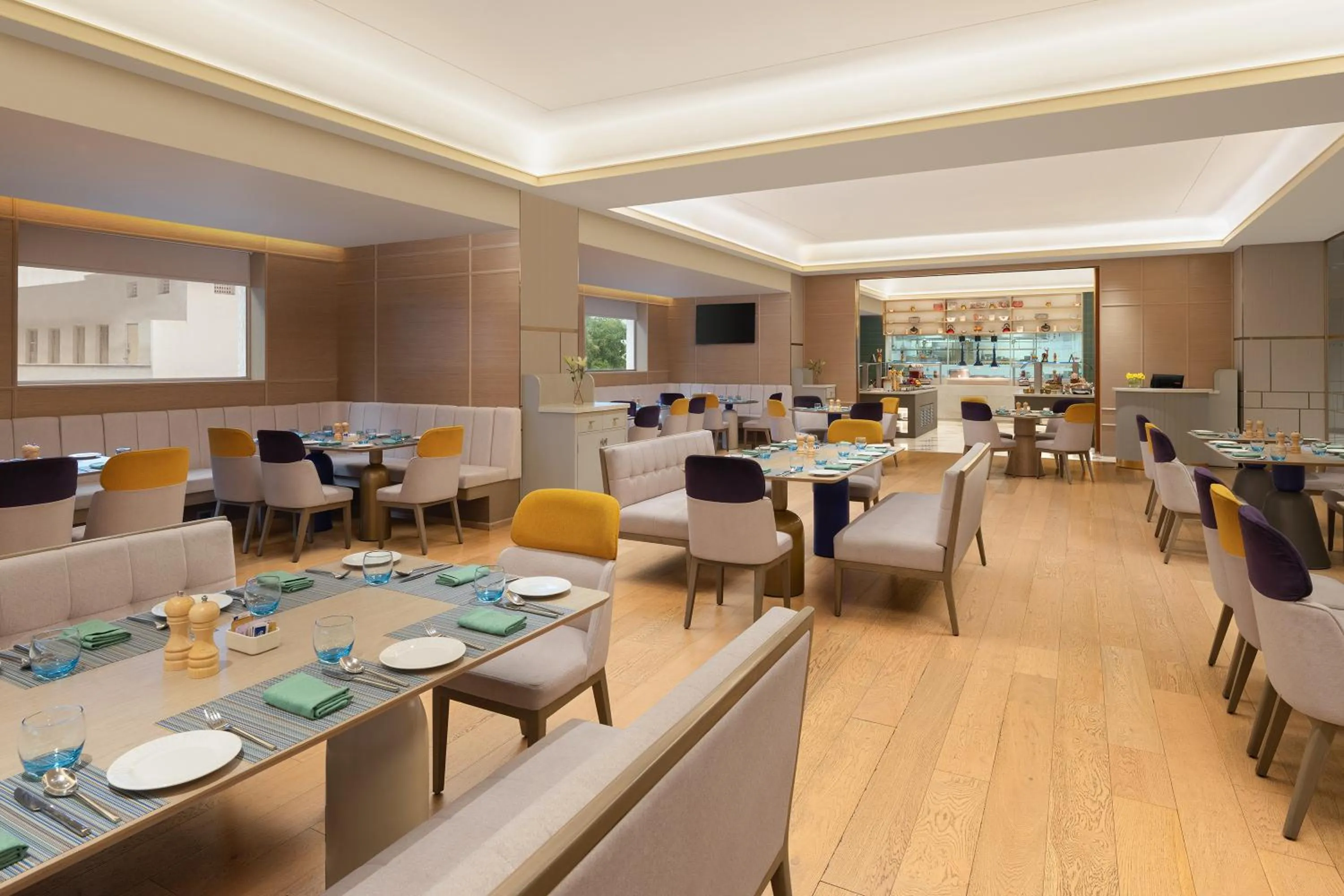 Restaurant/places to eat in Vivanta Vijayawada, MG Road