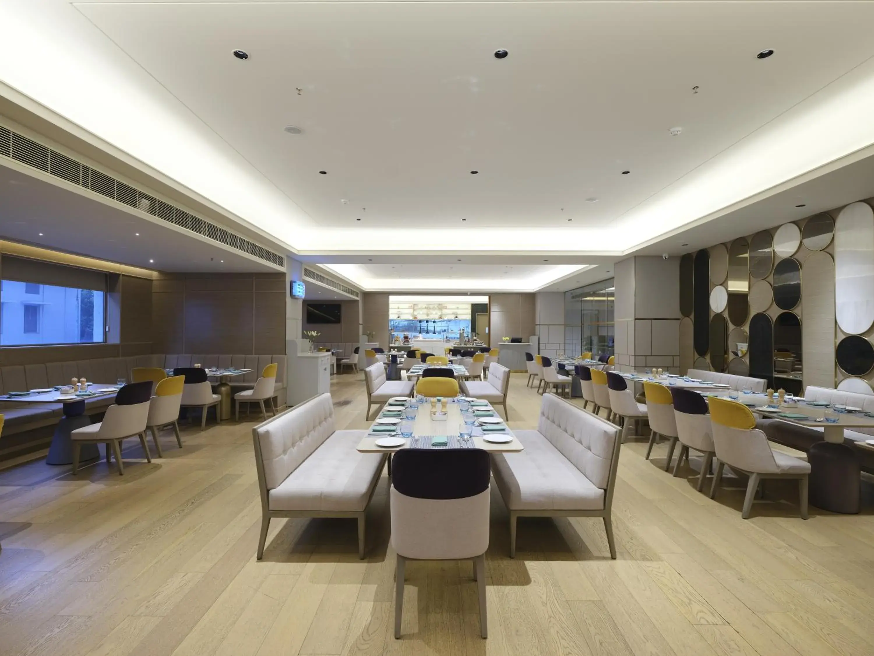 Restaurant/places to eat in Vivanta Vijayawada, MG Road Restaurant/places to eat in Vivanta Vijayawada, MG Road