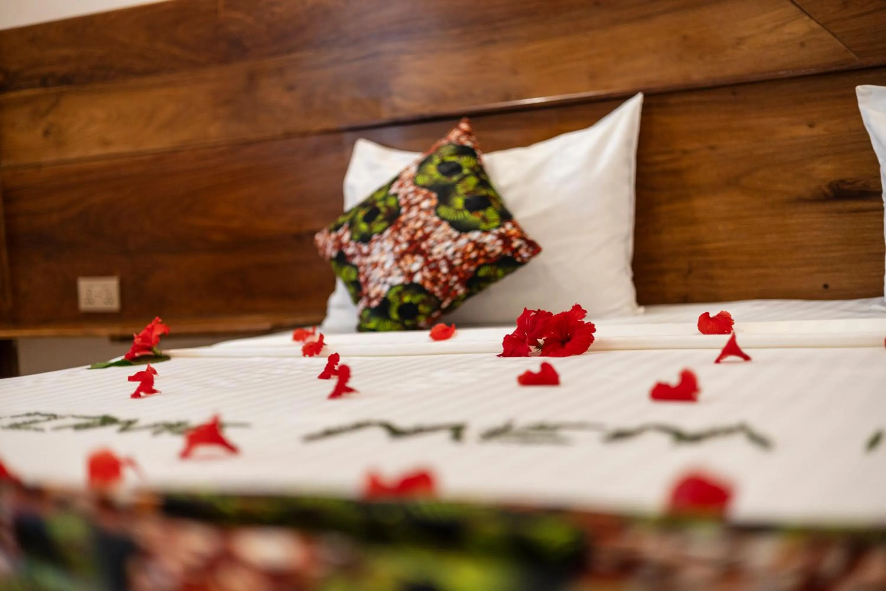 Bed in Mem Luxury Apartments and Hotel