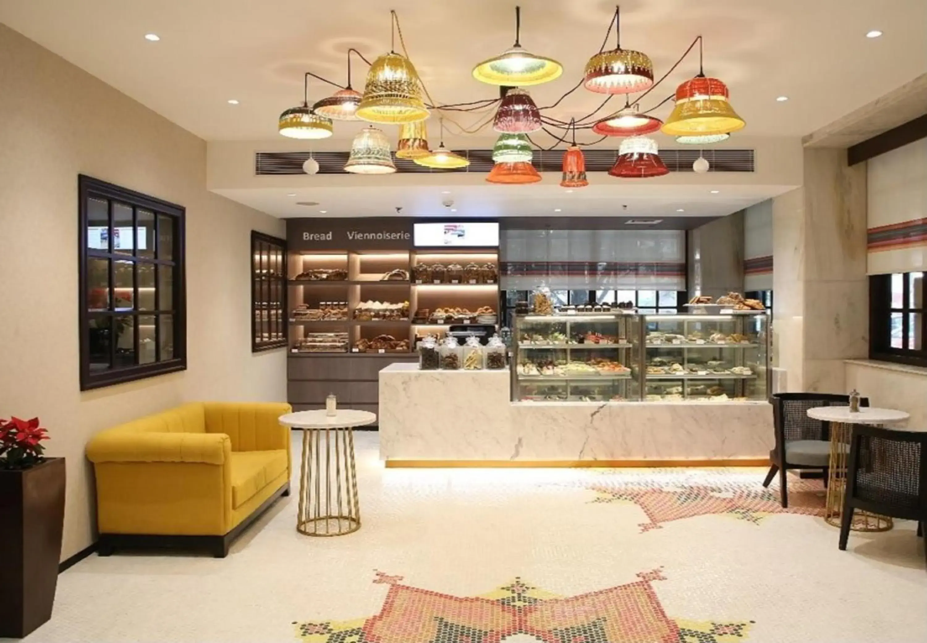 Restaurant/places to eat in Ambassador, New Delhi - IHCL SeleQtions Restaurant/places to eat in Ambassador, New Delhi - IHCL SeleQtions