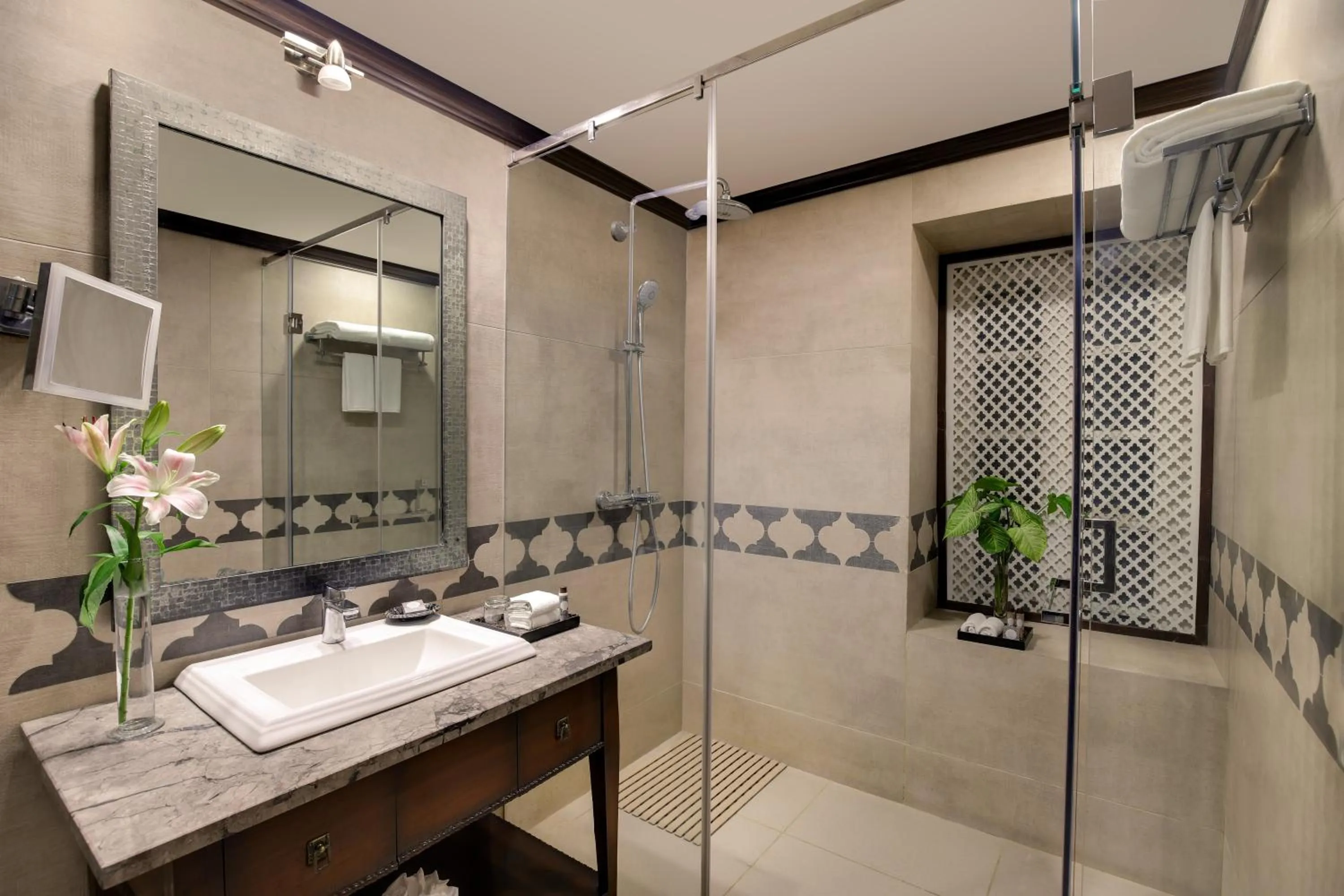 Ambassador, New Delhi - IHCL SeleQtions