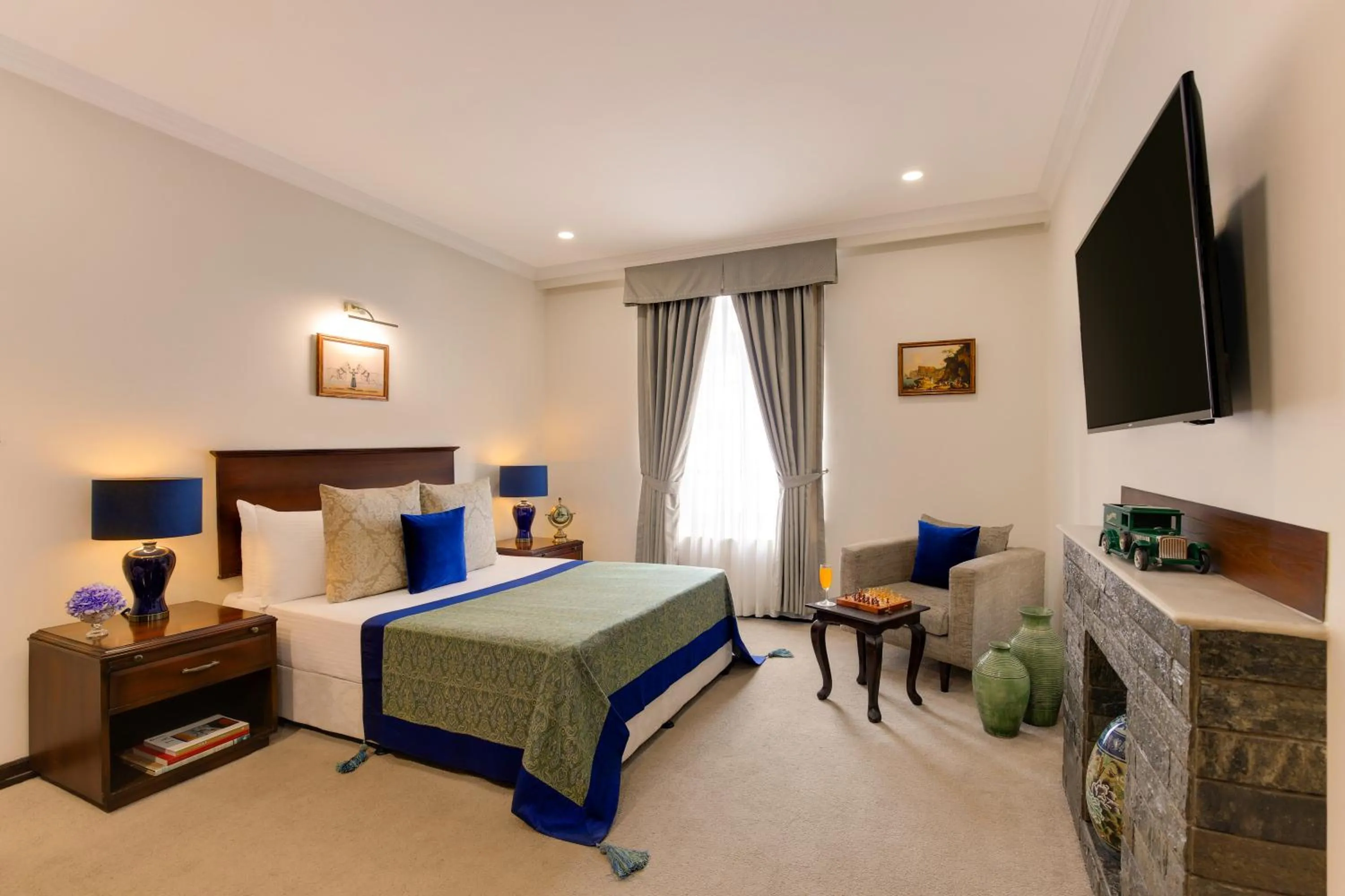 Bed in Ambassador, New Delhi - IHCL SeleQtions