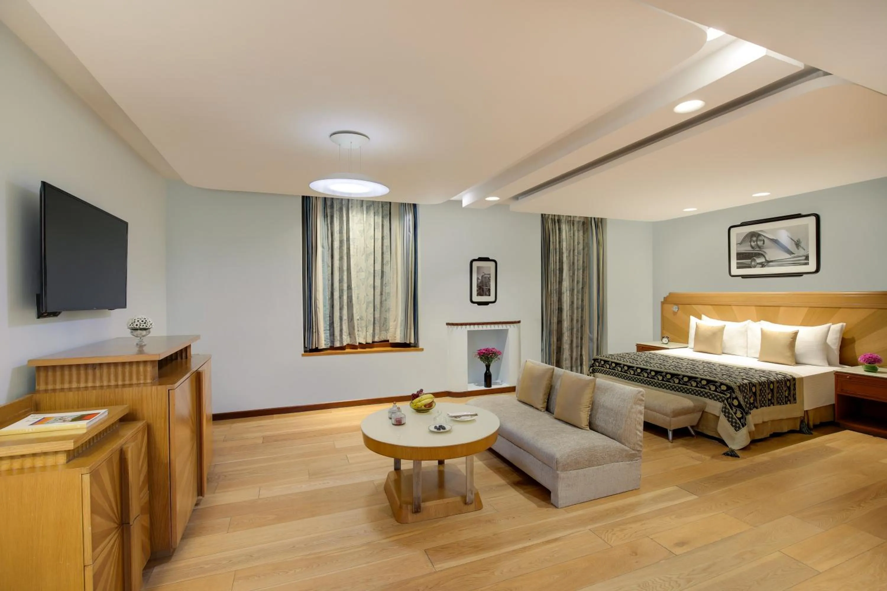 Bed in Ambassador, New Delhi - IHCL SeleQtions