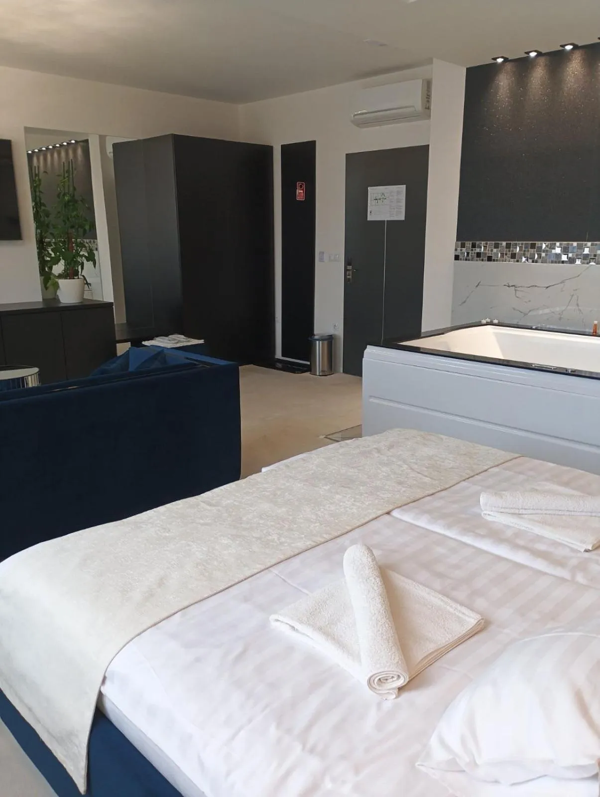 Bed in Z Rooms Boutique Smart Hotel, személyzet nélkül