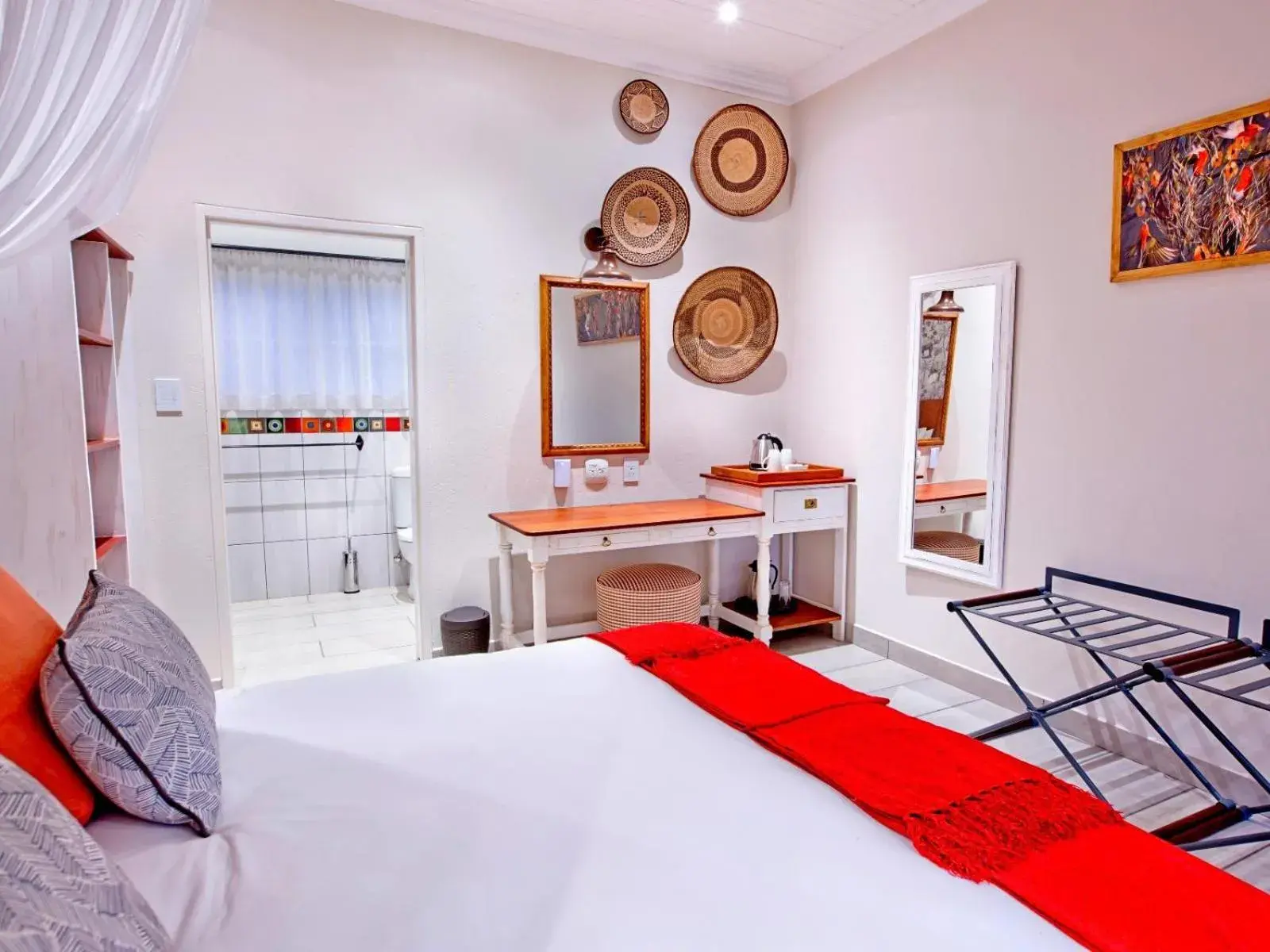 Deluxe King Room - single occupancy in Pioneers Deluxe King Room - single occupancy in Pioneers