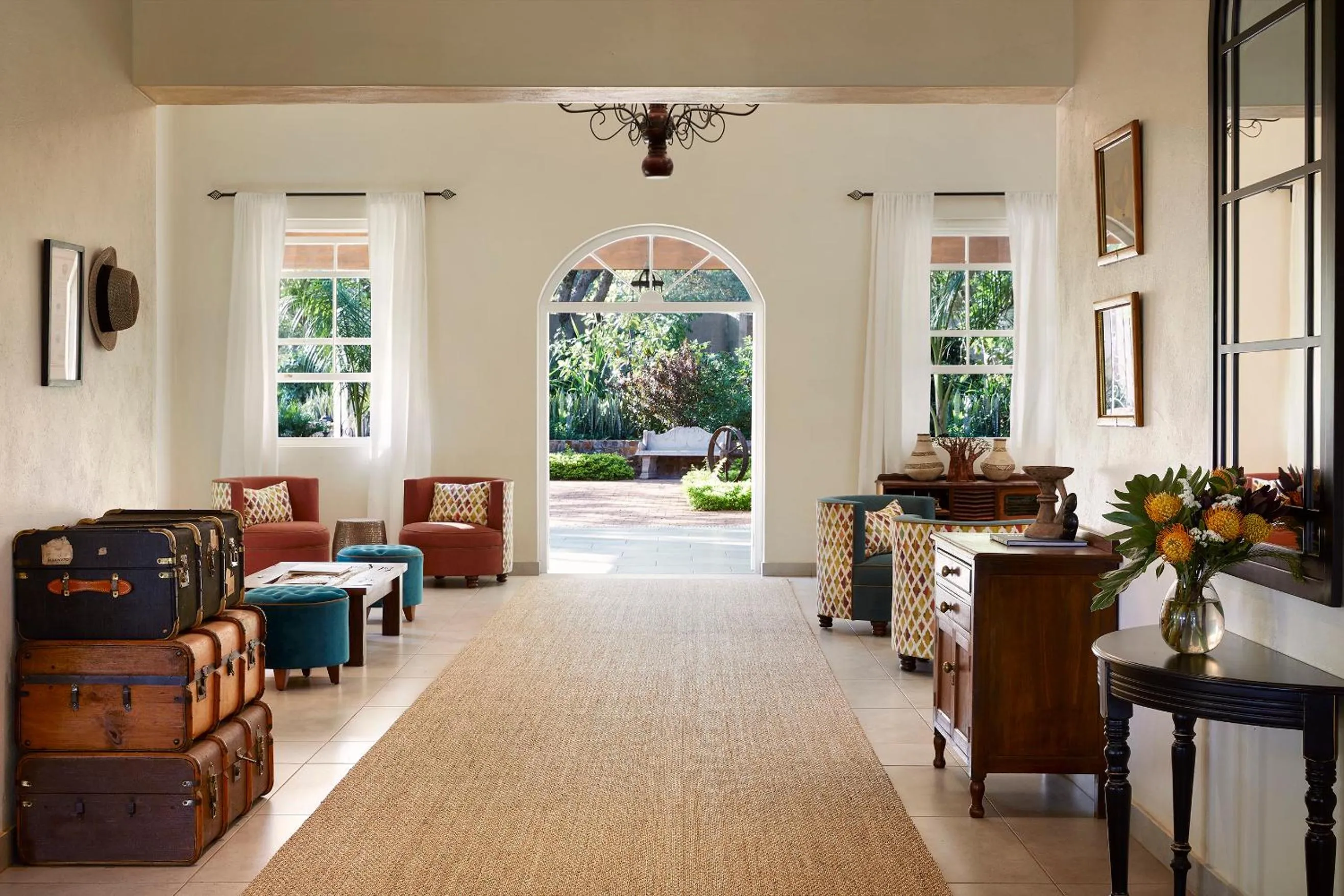 Lobby or reception in Pioneers