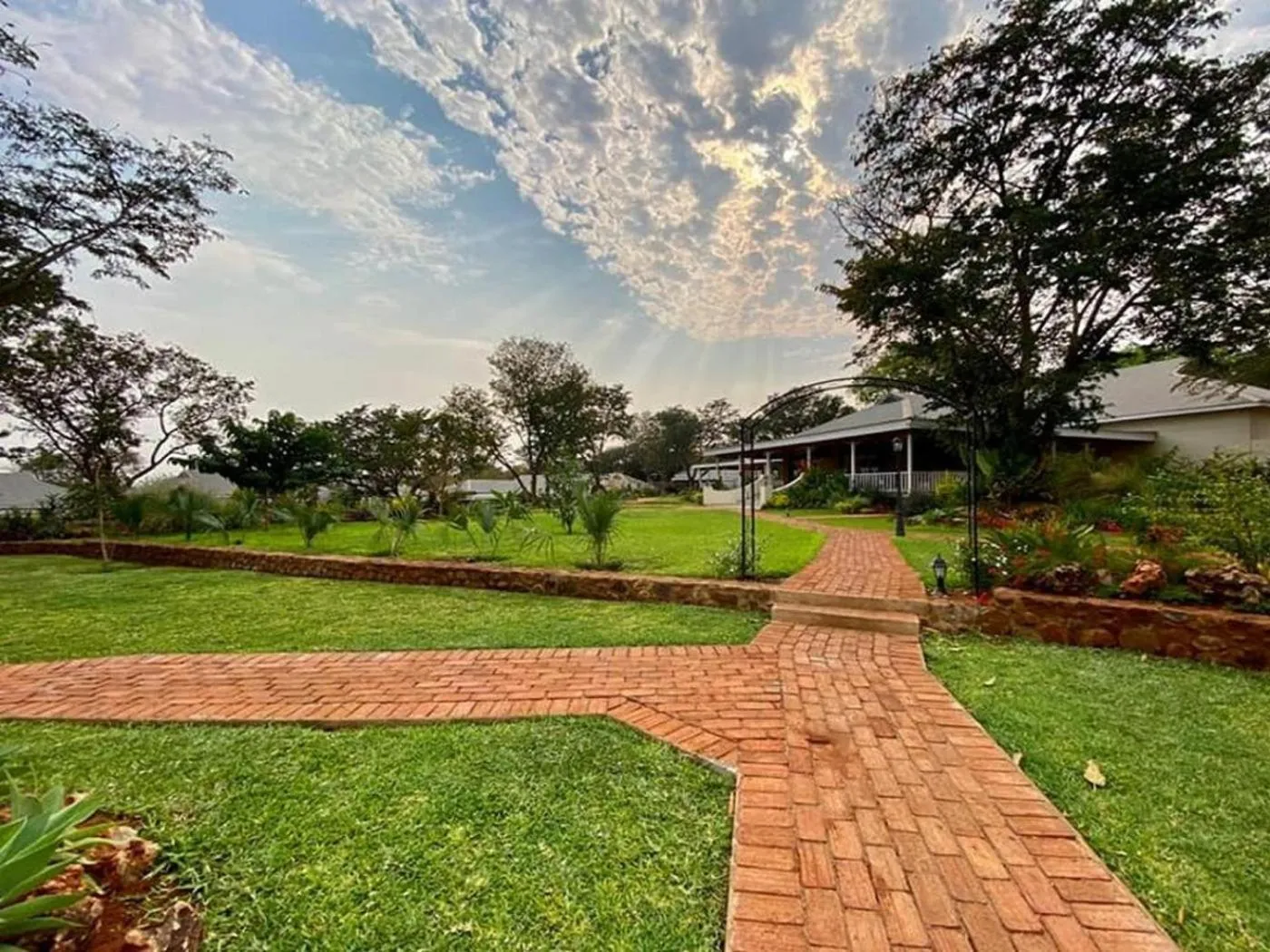 Property building in Pioneers