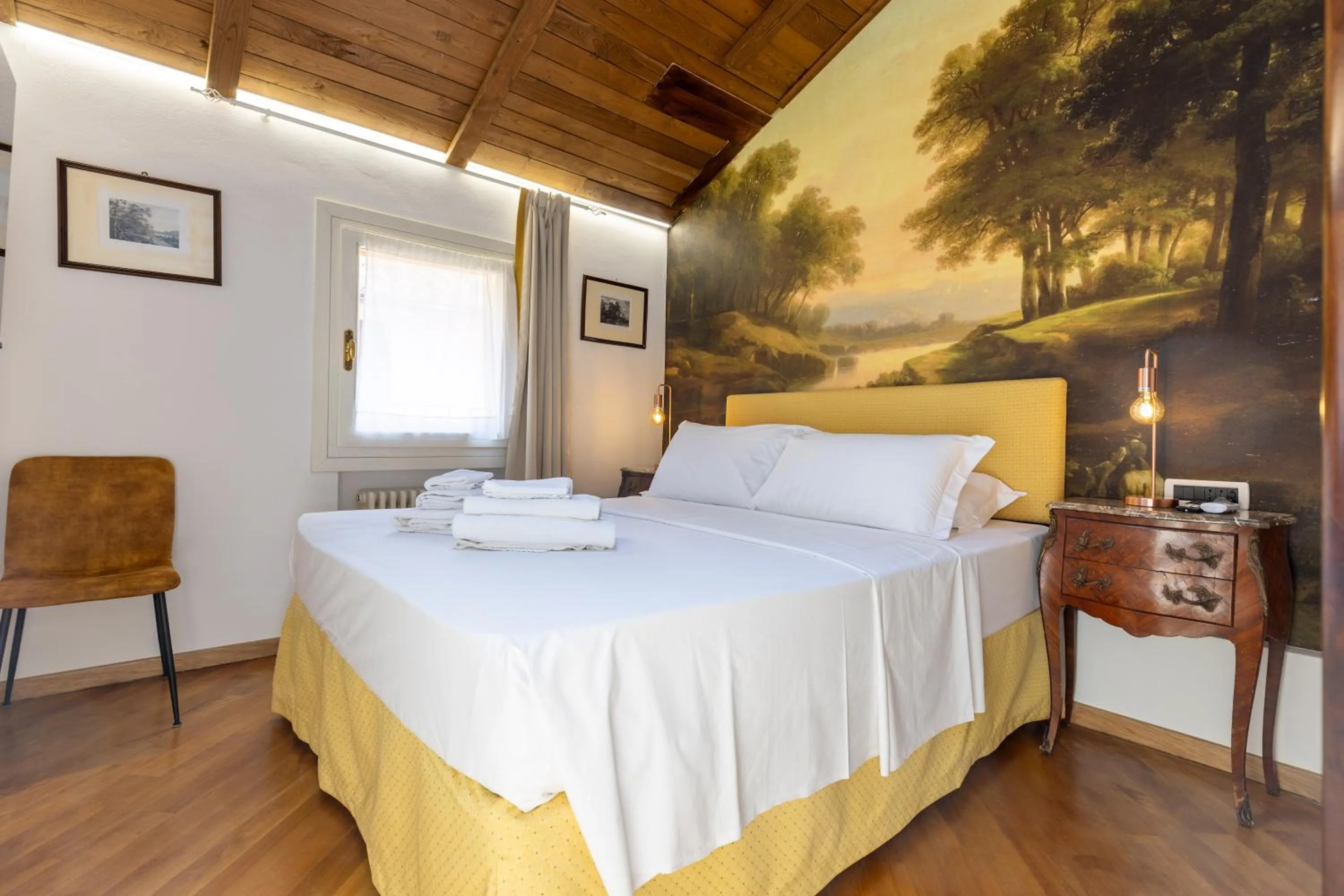 Bed in BolognaRoomscom - Frassinago Deluxe