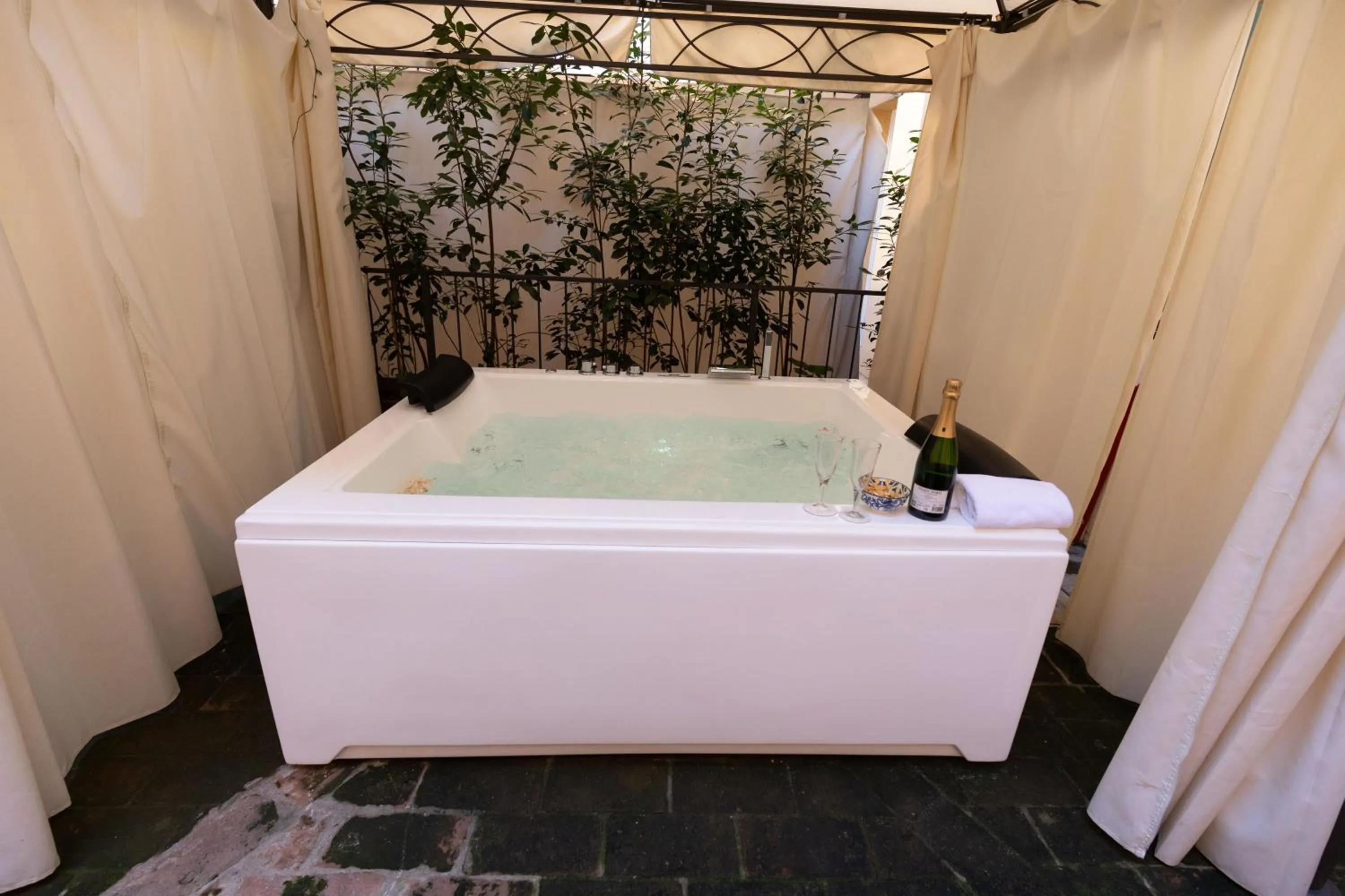 BolognaRoomscom - Frassinago Deluxe