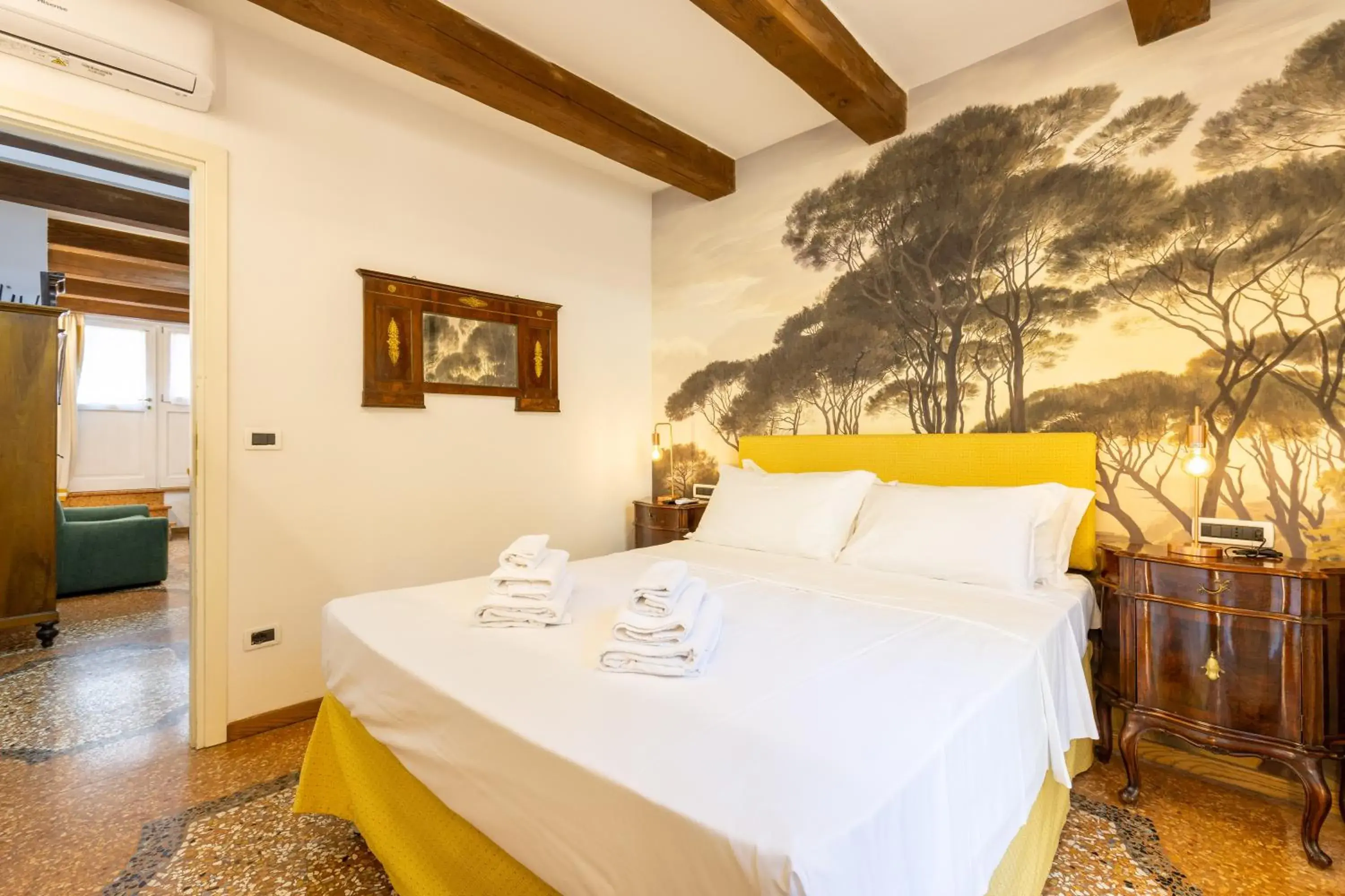 Bed in BolognaRoomscom - Frassinago Deluxe Bed in BolognaRoomscom - Frassinago Deluxe