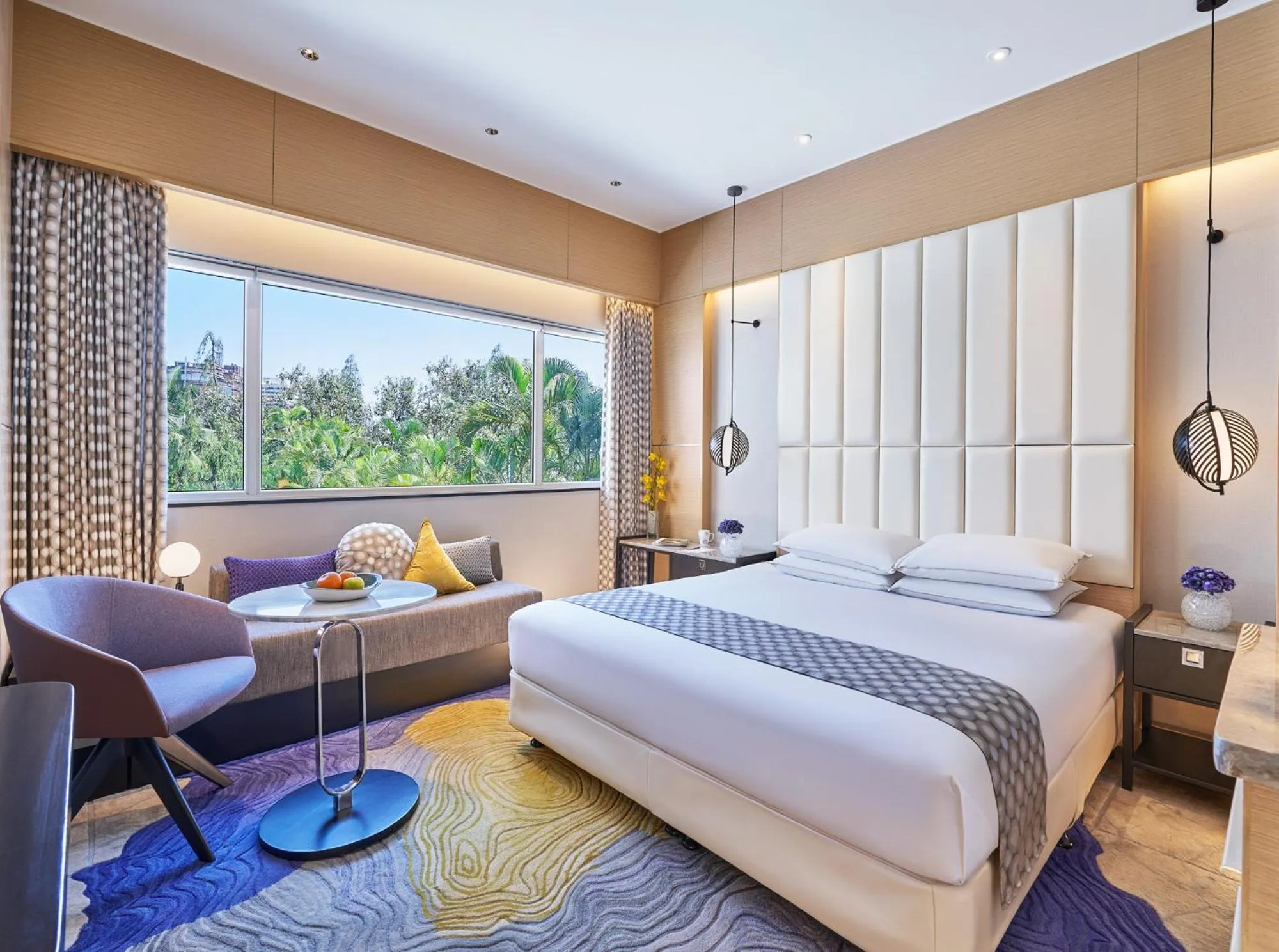 Bed in Vivanta Bengaluru Residency Road