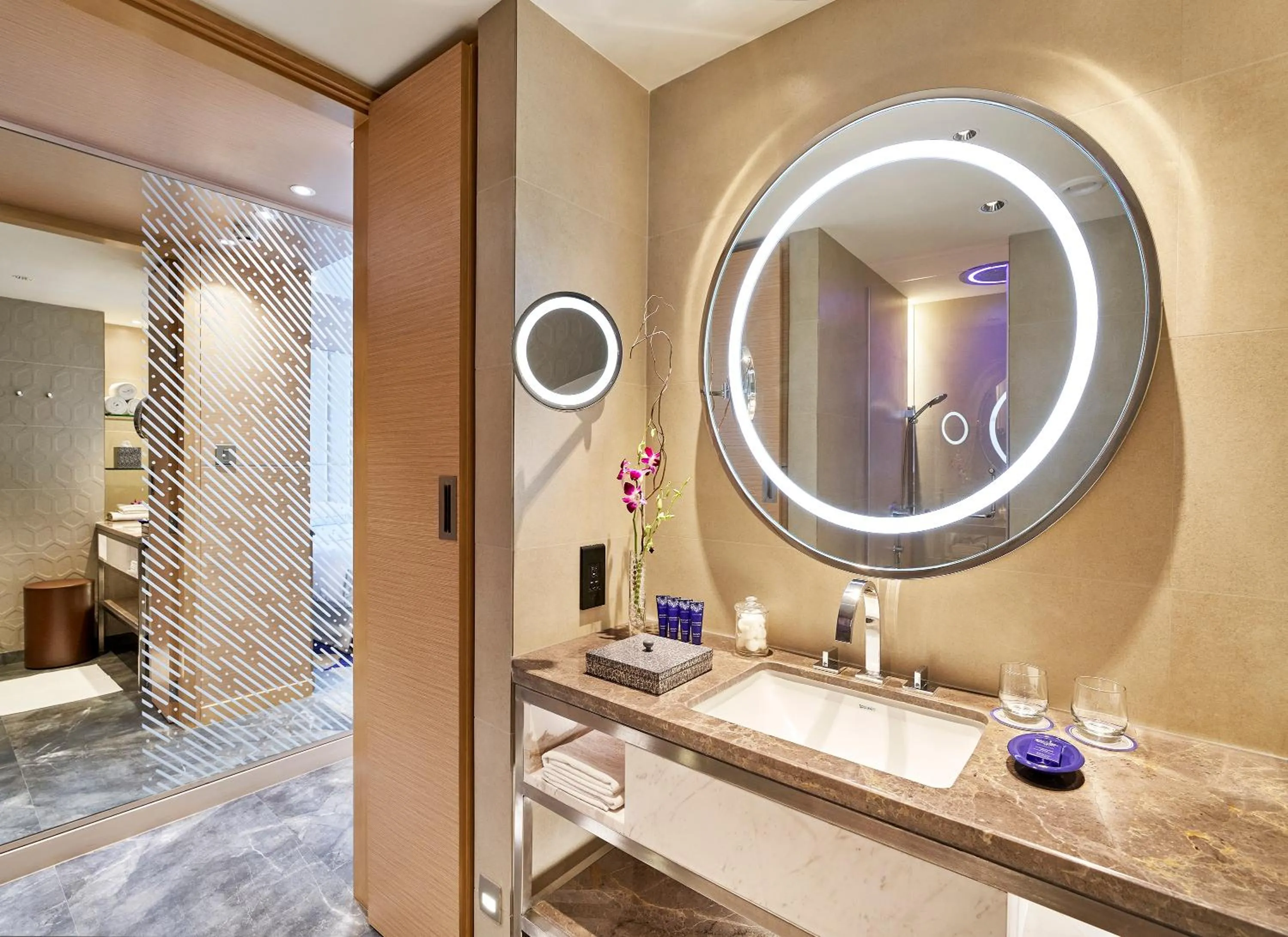 Bathroom in Vivanta Bengaluru Residency Road