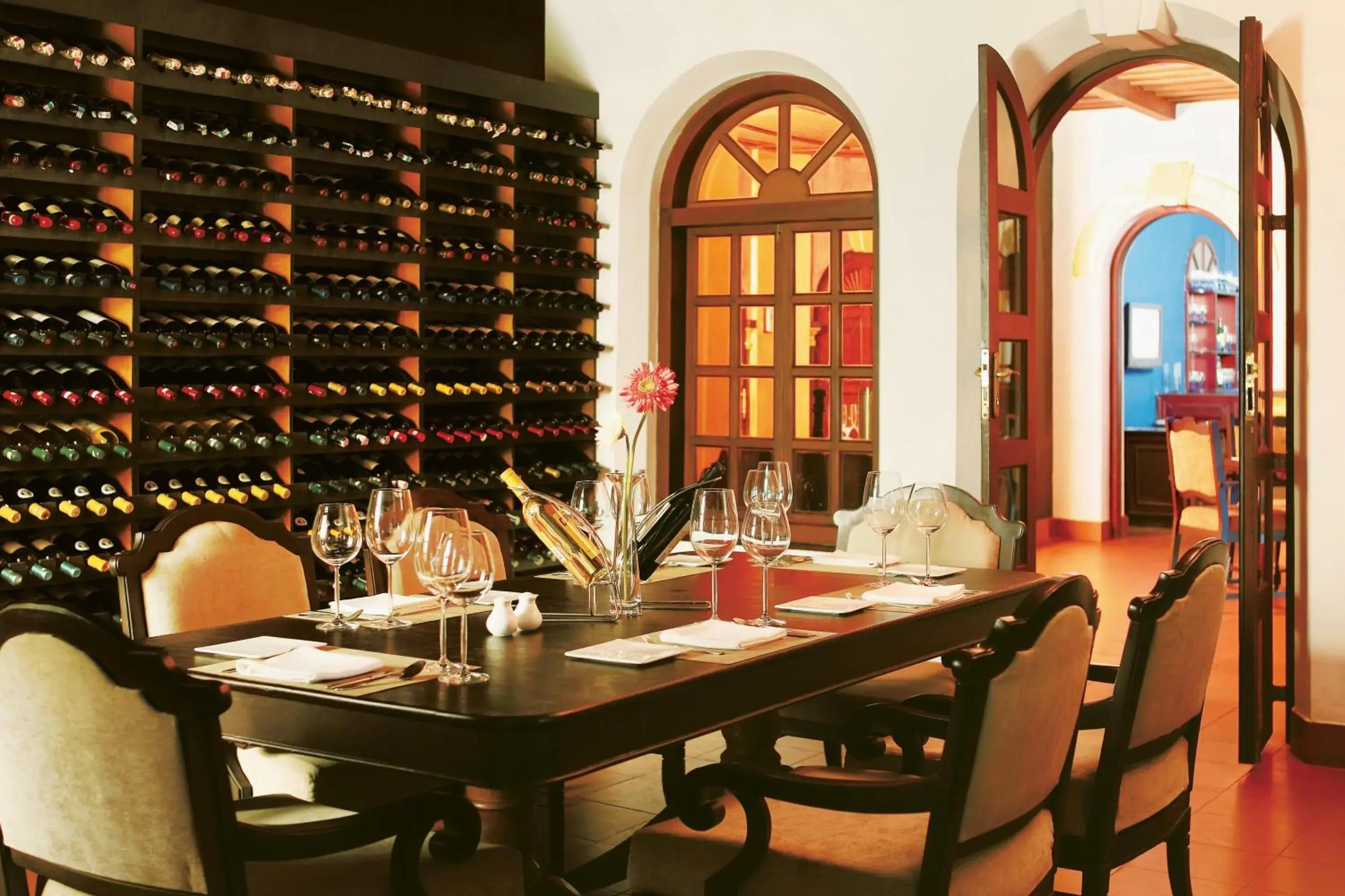 Restaurant/places to eat in Taj Kumarakom Resort and Spa Kerala Restaurant/places to eat in Taj Kumarakom Resort and Spa Kerala