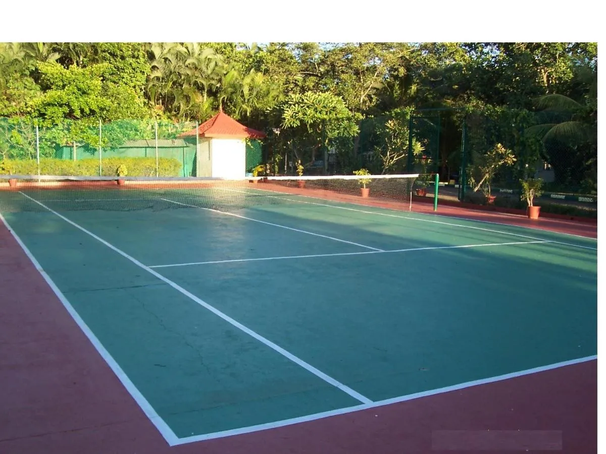 Tennis court in Gateway Varkala