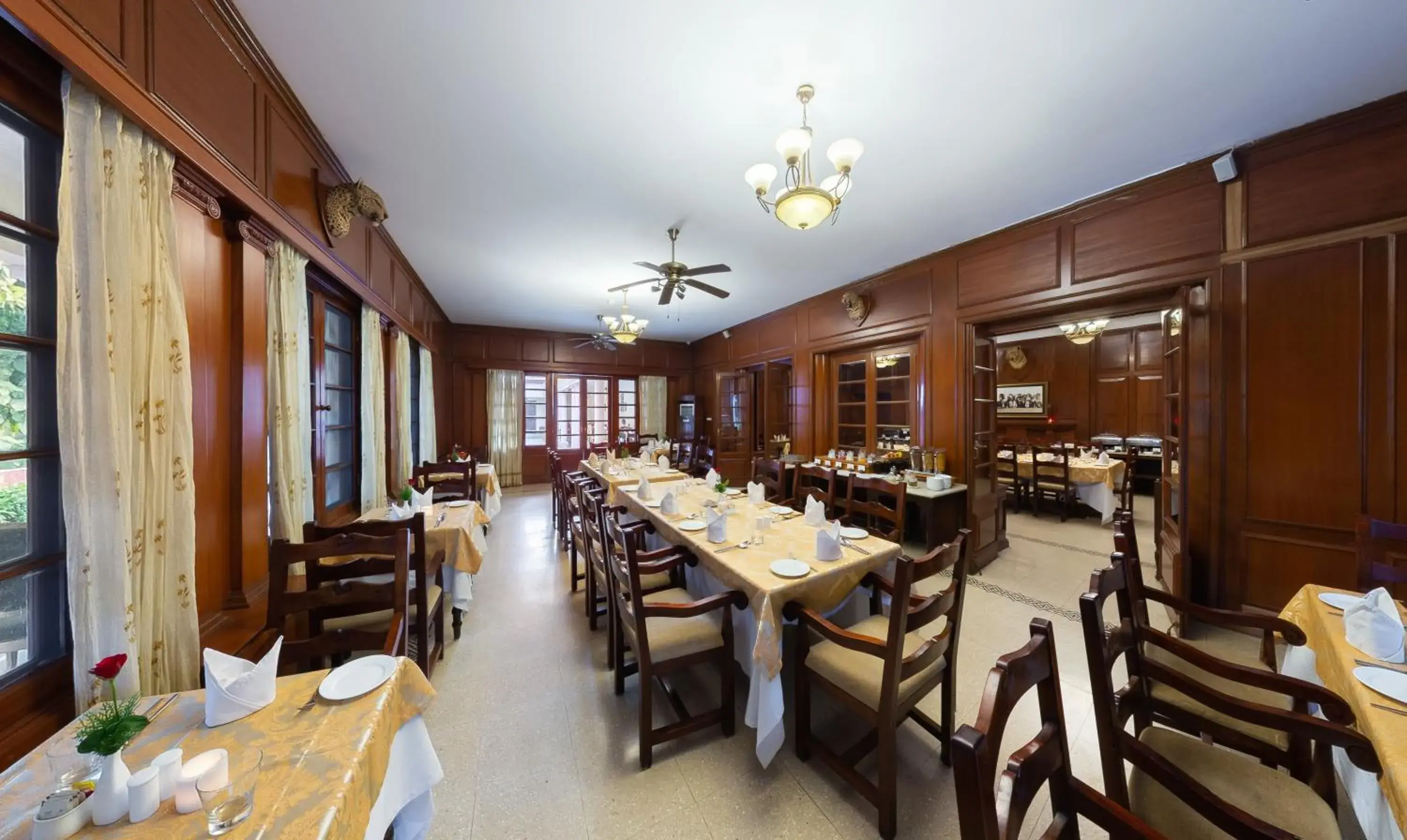 Restaurant/places to eat in Sawai Madhopur Lodge - IHCL SeleQtions Restaurant/places to eat in Sawai Madhopur Lodge - IHCL SeleQtions