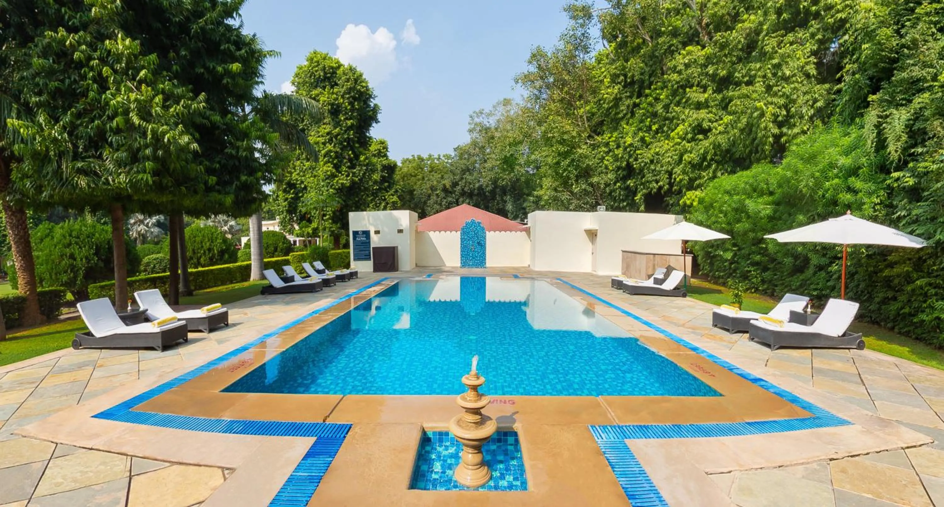 Swimming pool in Sawai Madhopur Lodge - IHCL SeleQtions