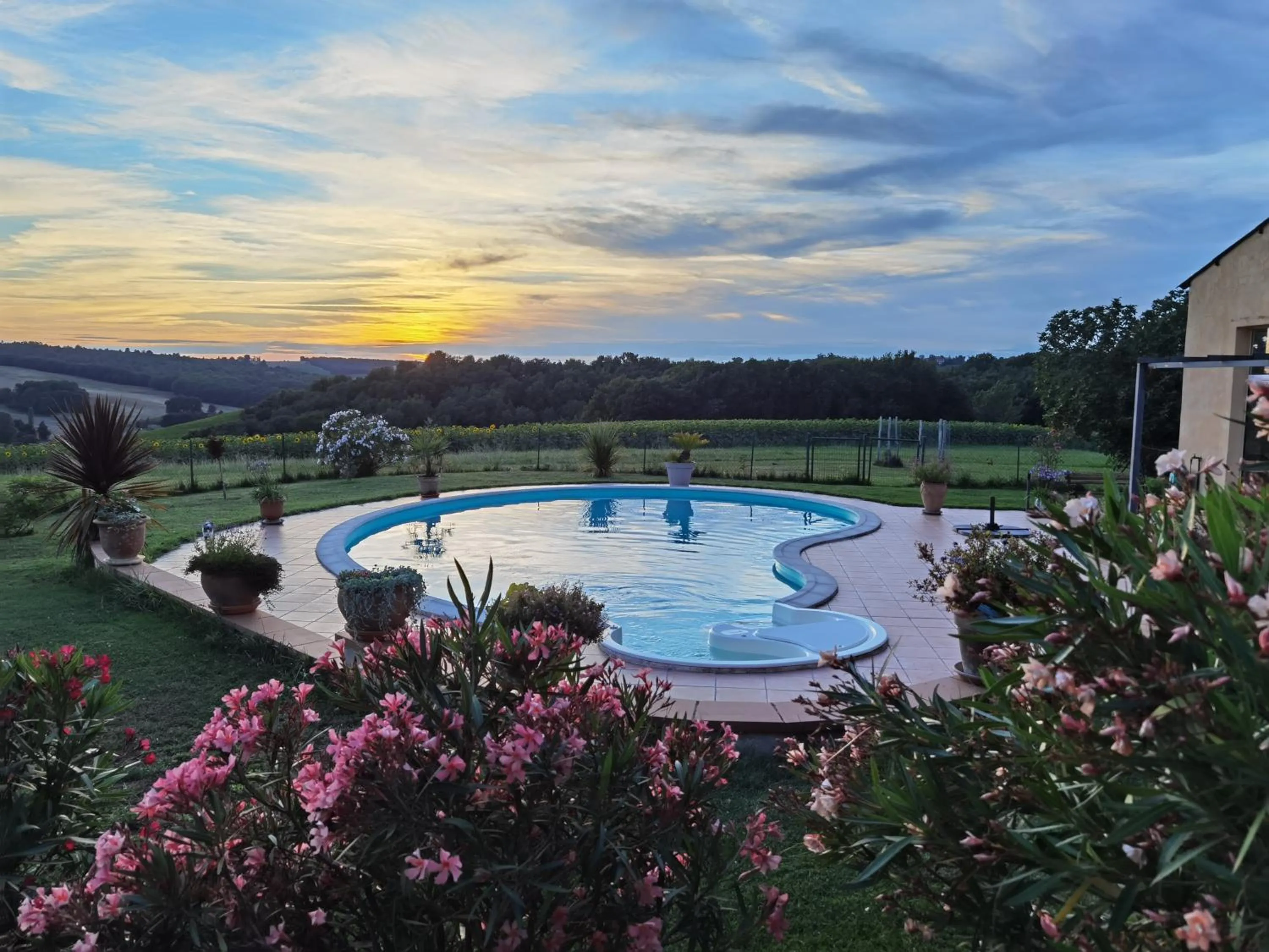 Natural landscape in Les Hauts de Grazac, Chambres et Tables d'hôtes