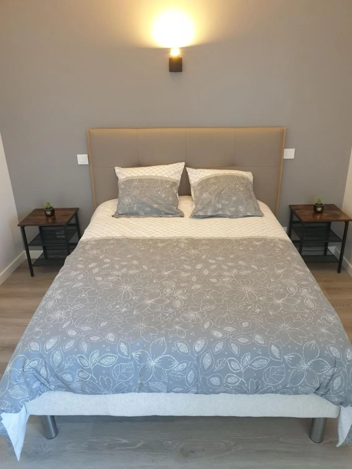 Bedroom, Bed in Chambres de Villée