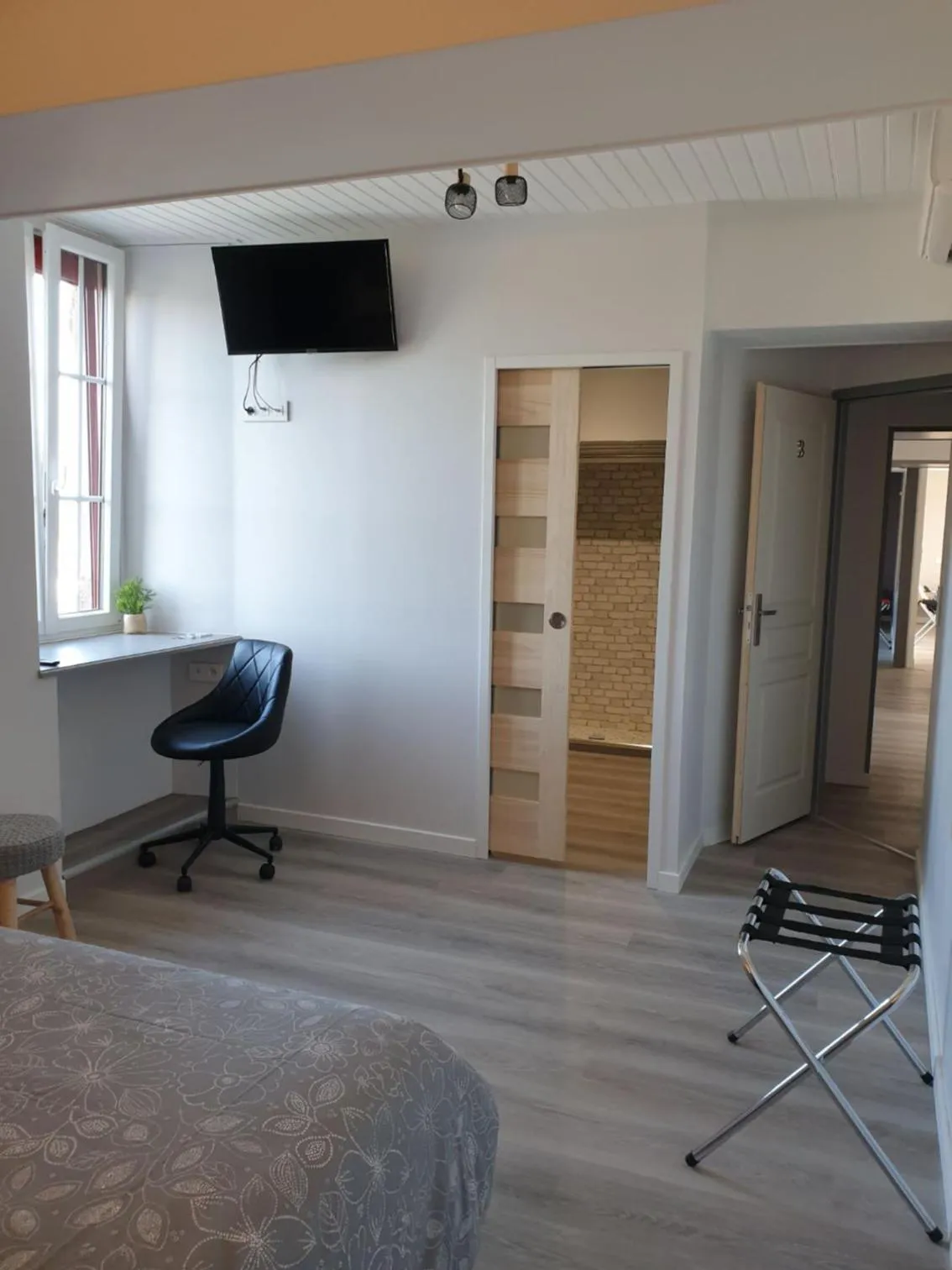 Photo of the whole room in Chambres de Villée