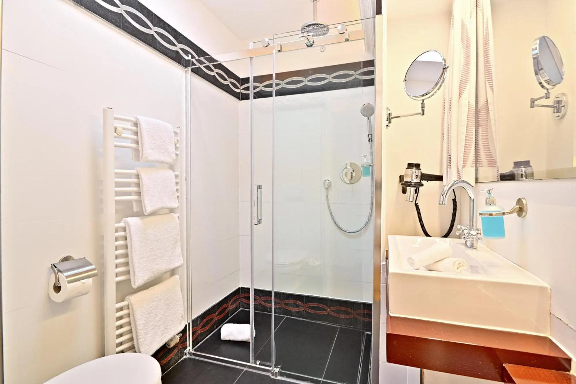 Hotel Weinberg-Schlößchen