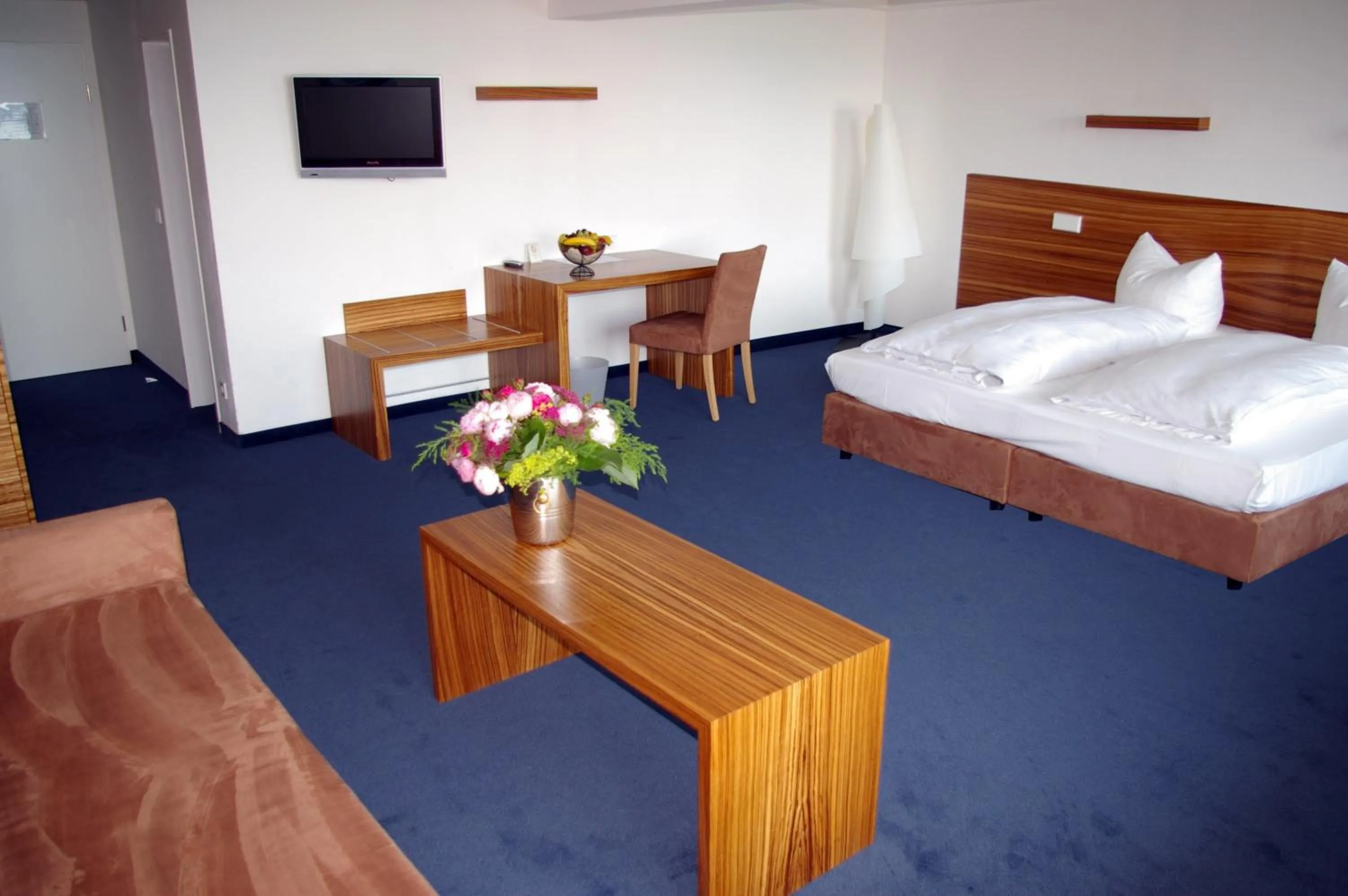 Bedroom, Bed in Hotel Schloss Berg