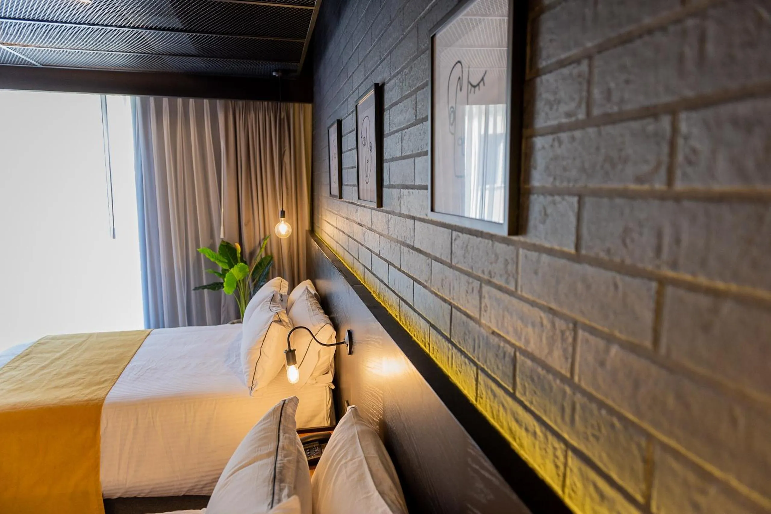 Bedroom, Bed in FULTON Business Luxury HOTEL