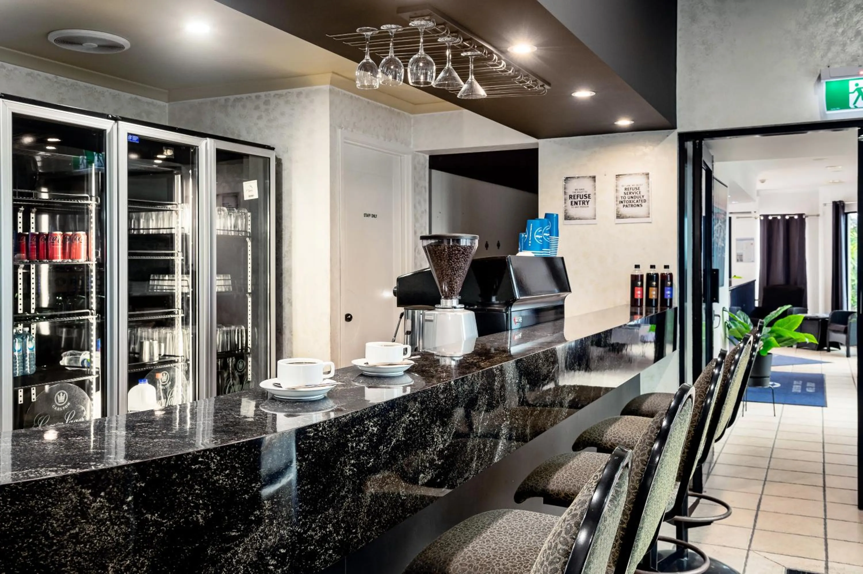 Lounge or bar in CQ Motel Gladstone