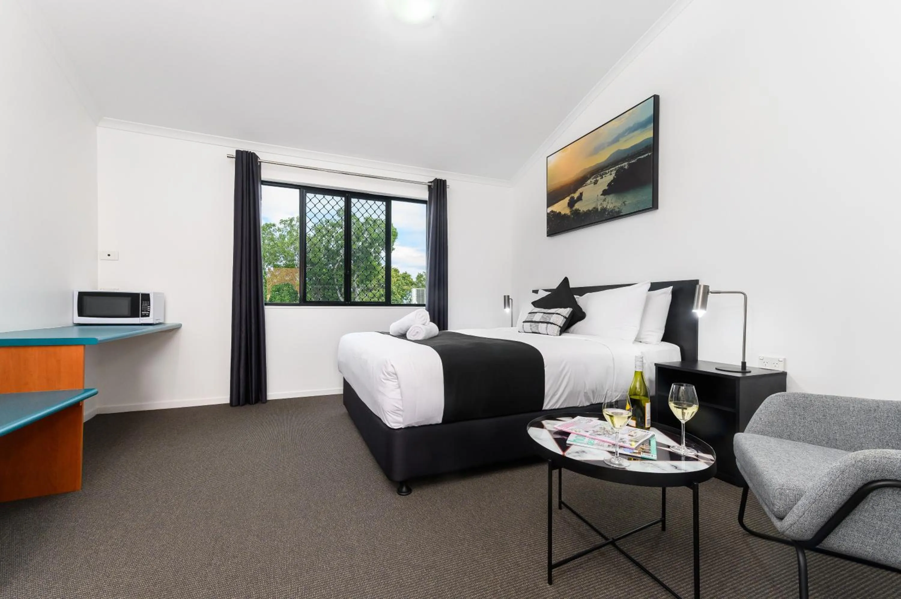 Bedroom in CQ Motel Gladstone