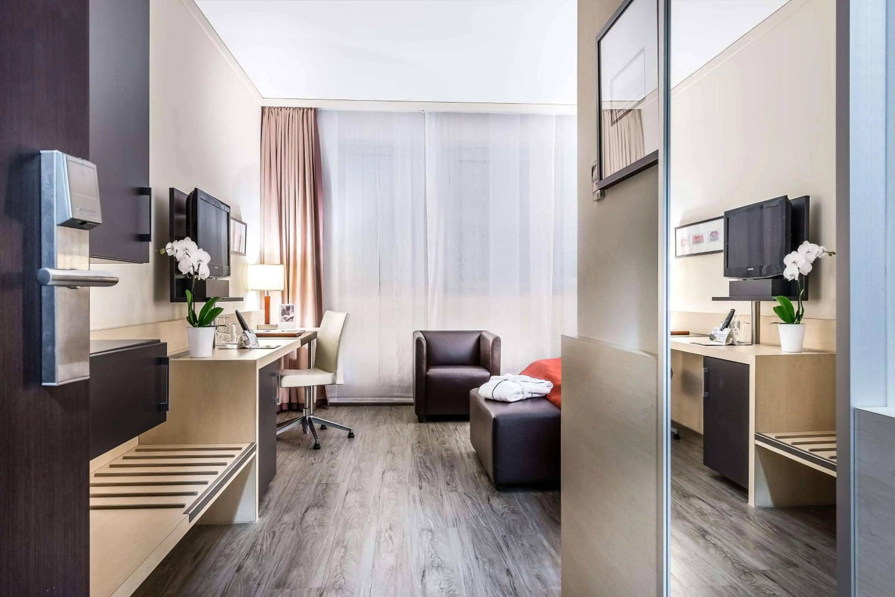 Bedroom in Best Western Premier Novina Hotel Regensburg