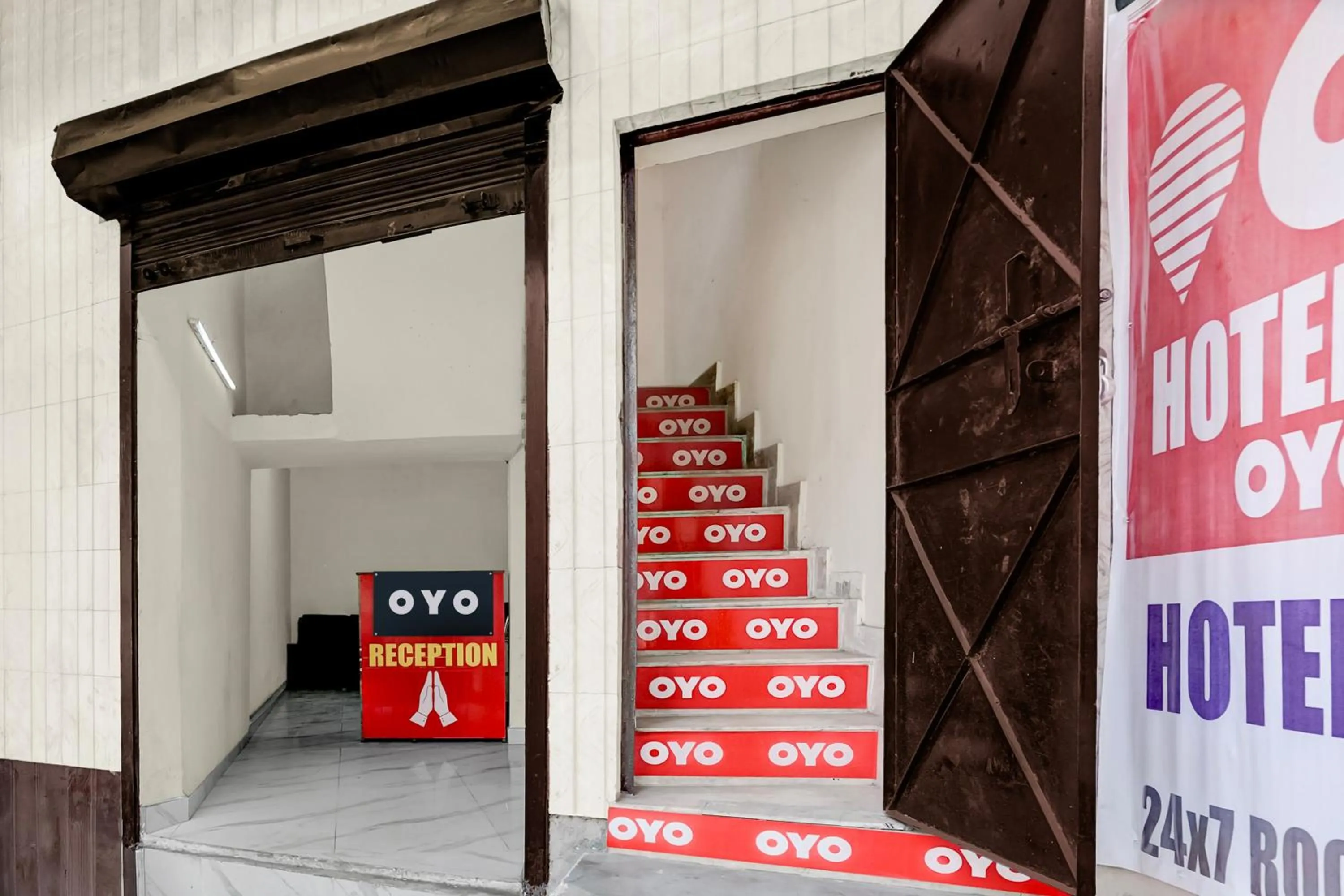 Facade/entrance in Hotel O Prince