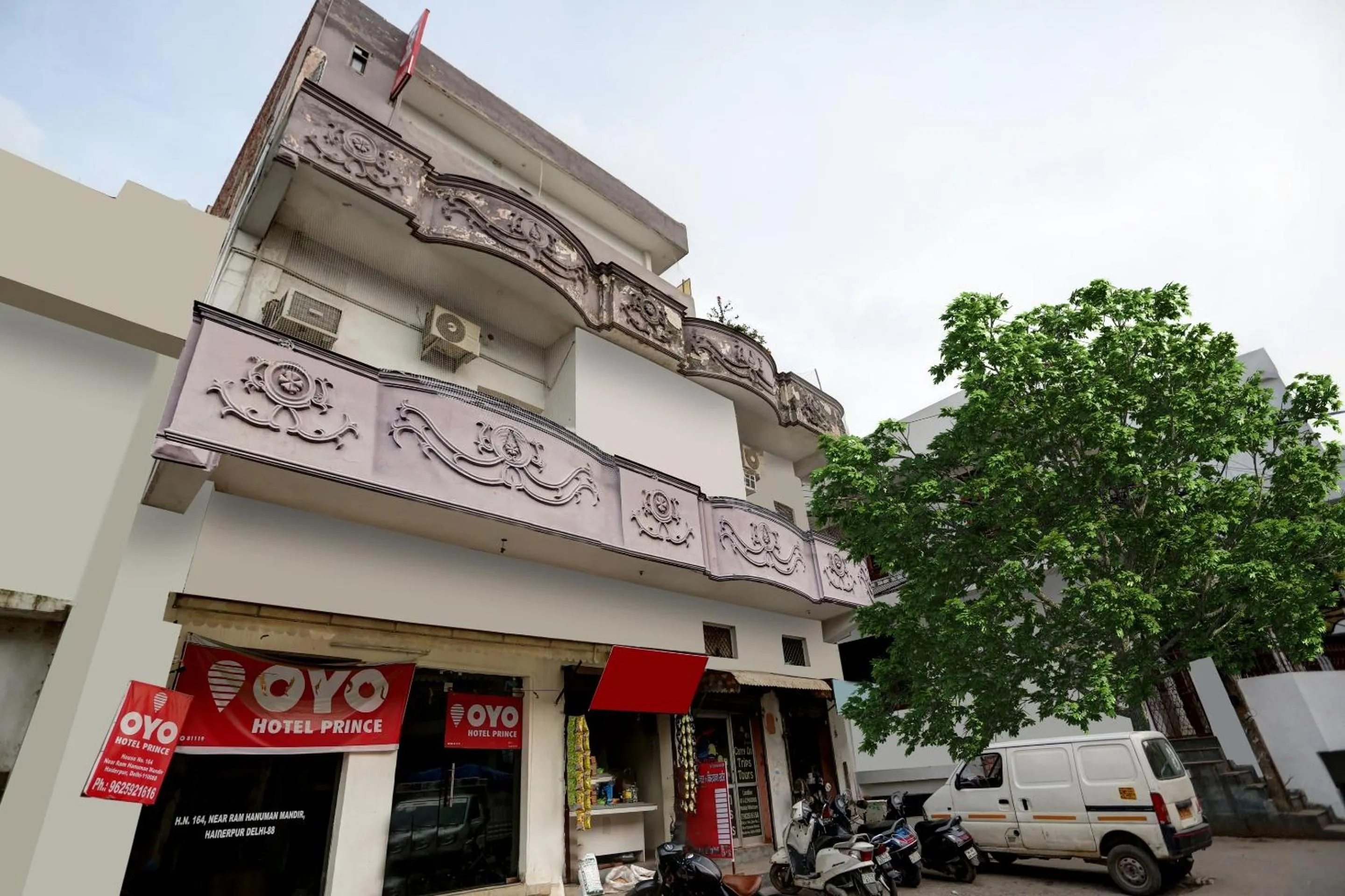Facade/entrance in Hotel O Prince