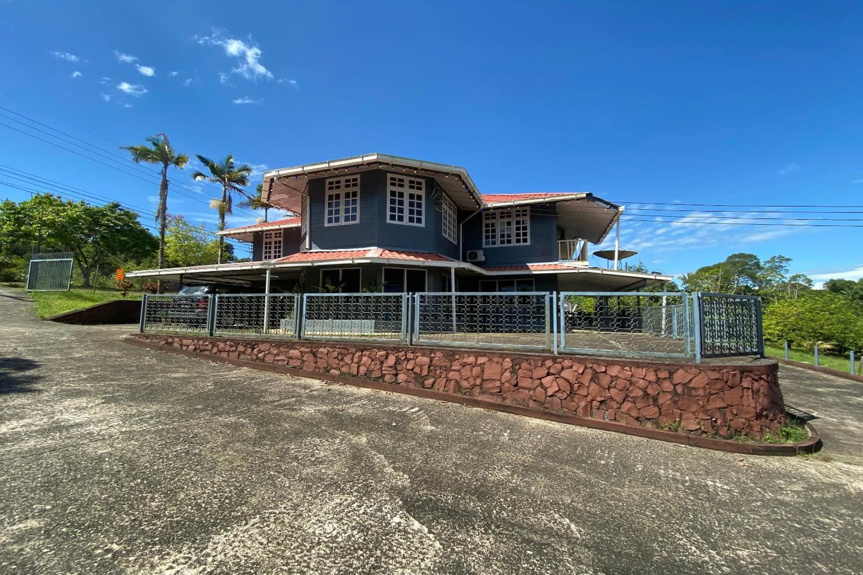 Facade/entrance in Hotel O Rb Homestay & Farms