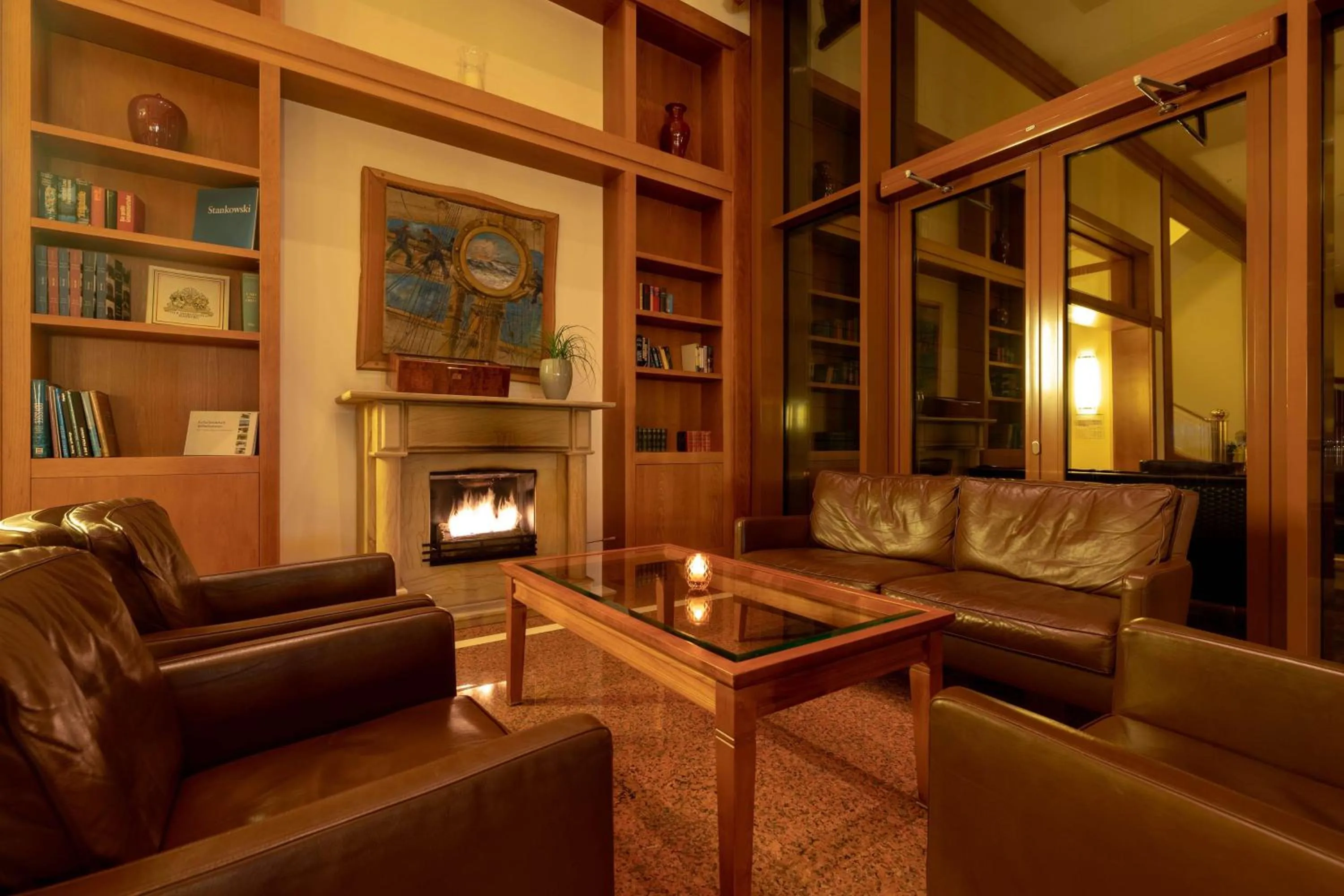 Lobby or reception in ATLANTIC Hotel Wilhelmshaven