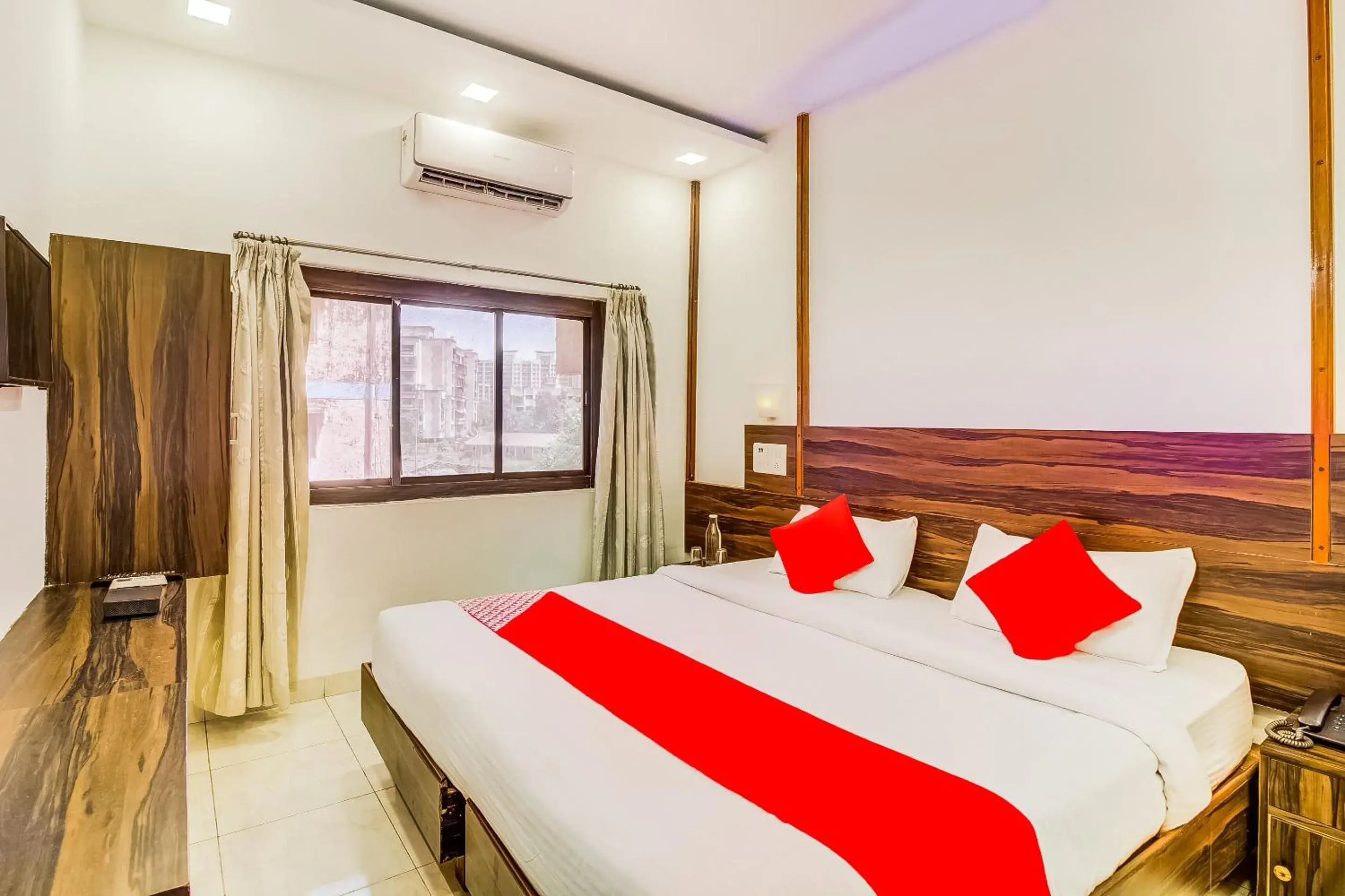 Bedroom, Bed in Collection O Panchratna Bedroom, Bed in Collection O Panchratna