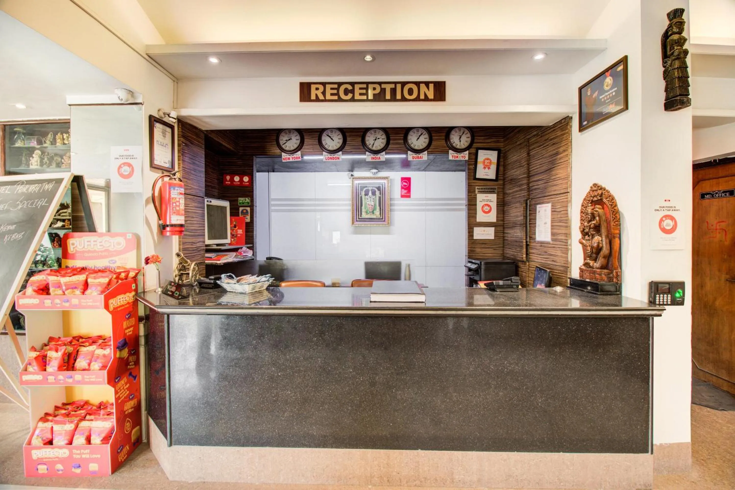 Lobby or reception in Collection O Panchratna