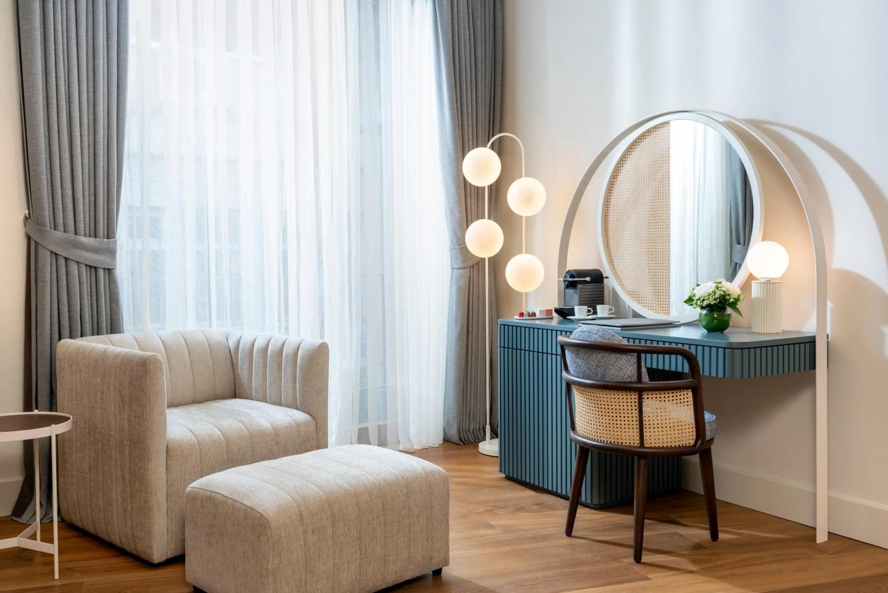 Ecole St. Pierre Hotel