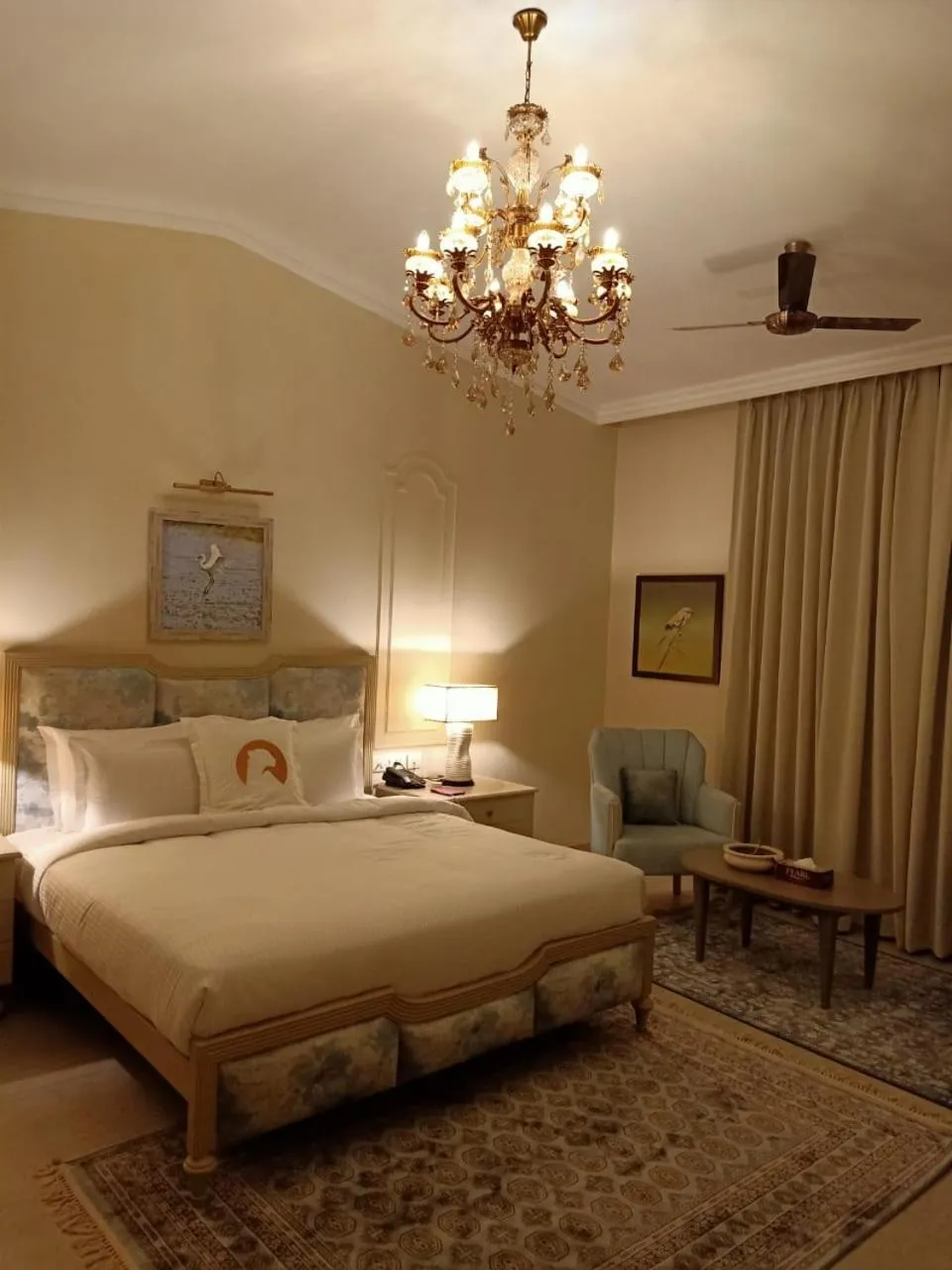 Bed in WelcomHeritage Cheetahgarh Resort & Spa