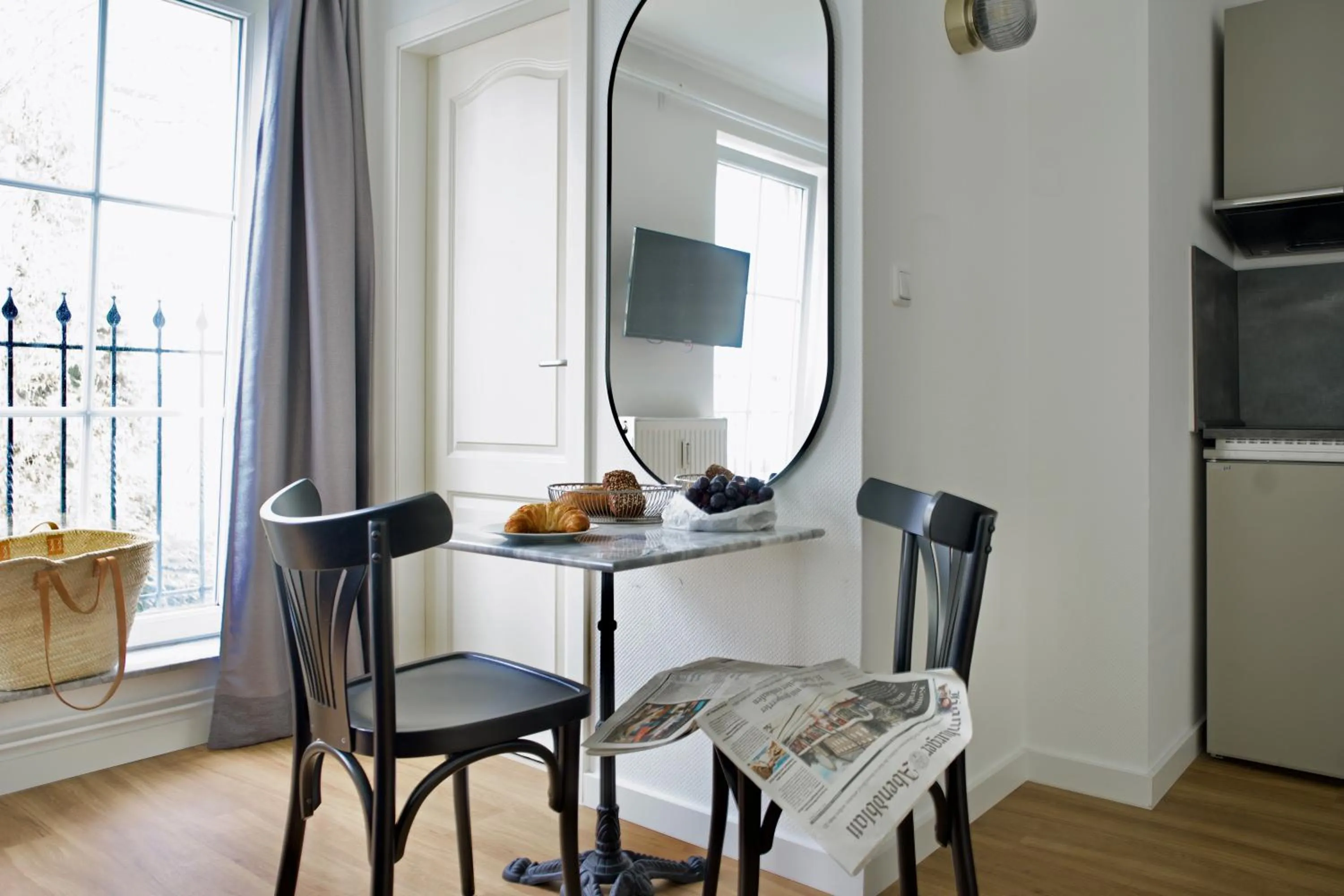 Kitchen or kitchenette in Apartments Les Jardins