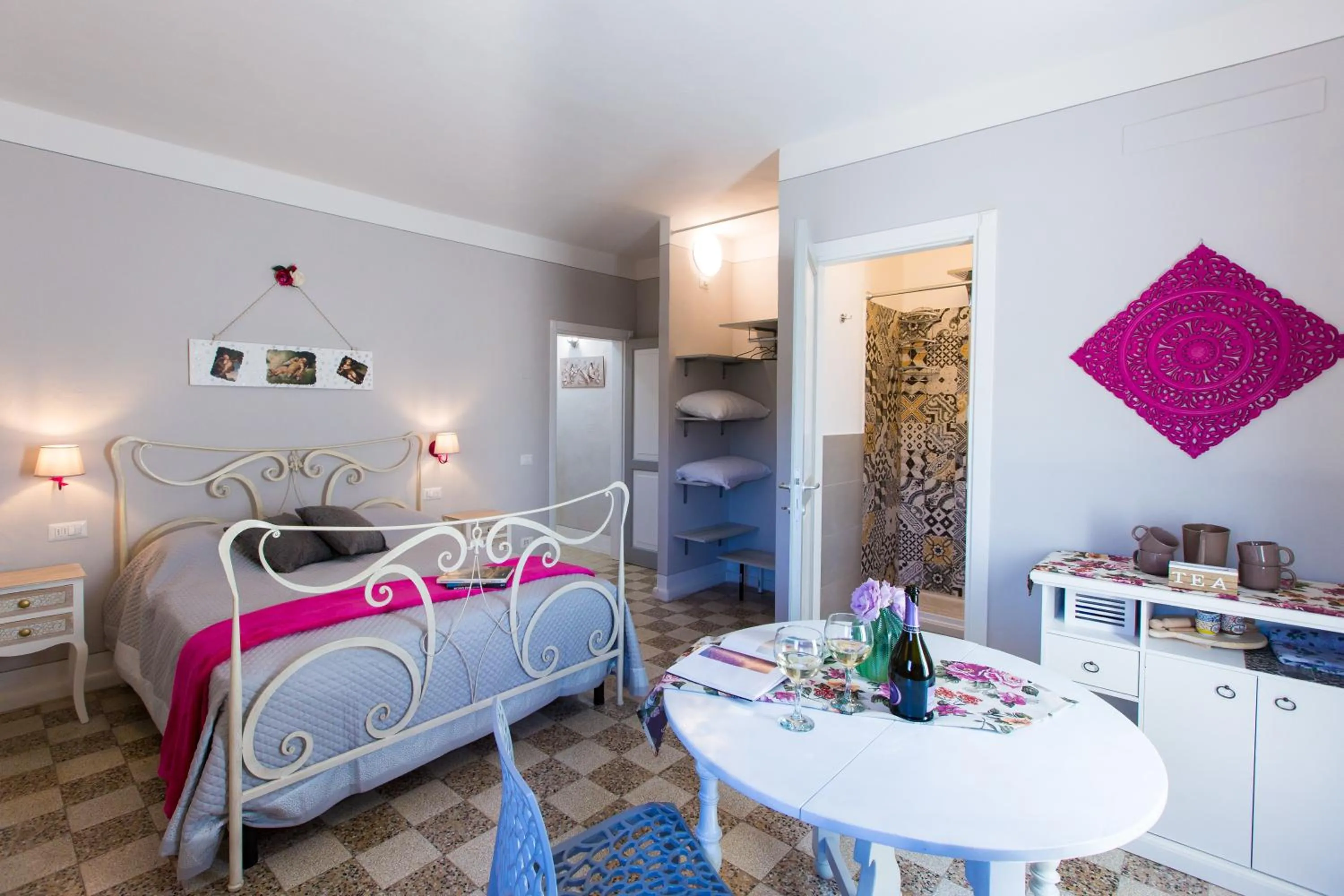 Bed in San Gimignano Town Garden