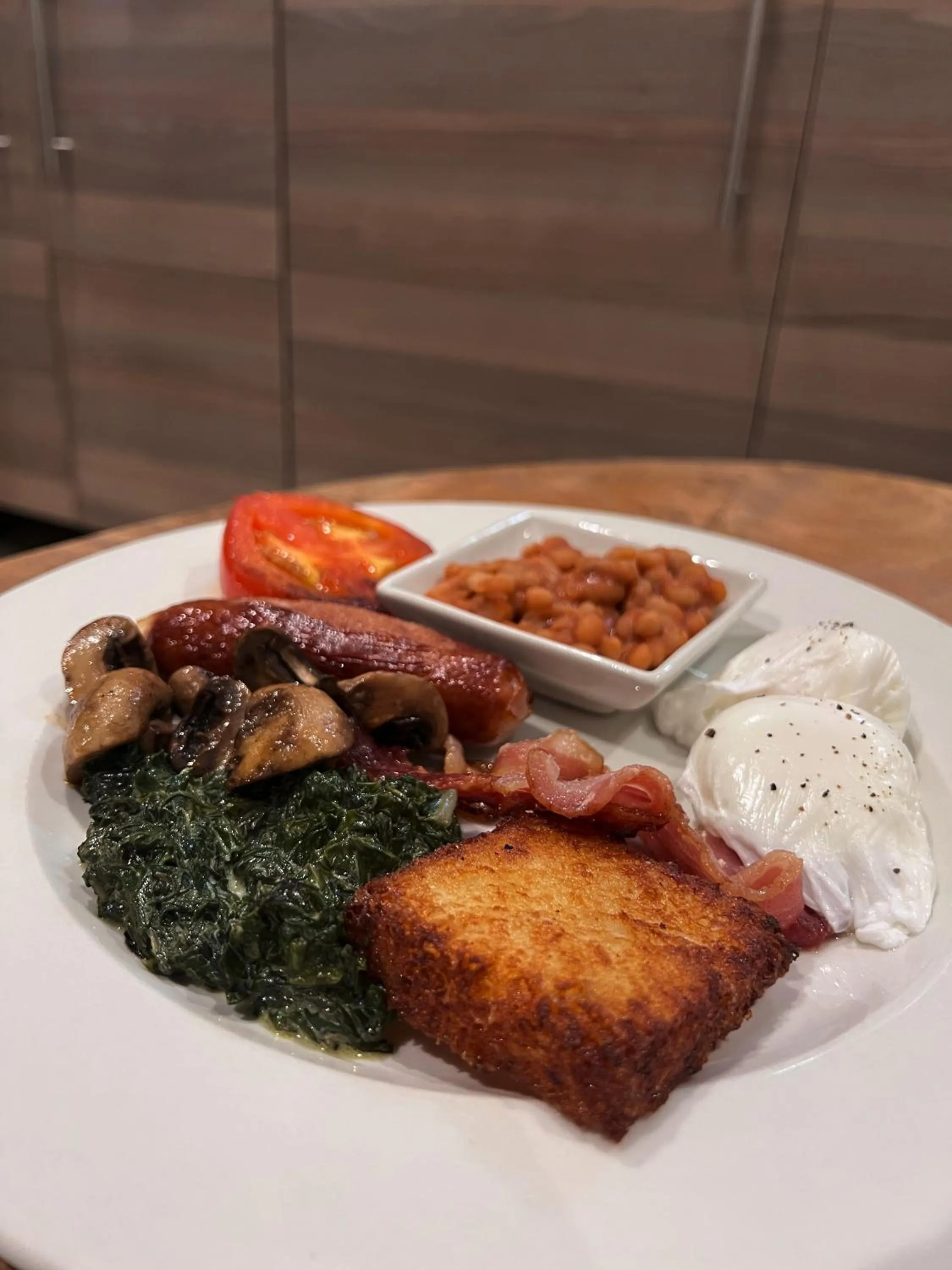 Restaurant/places to eat in Pamarah Lodge