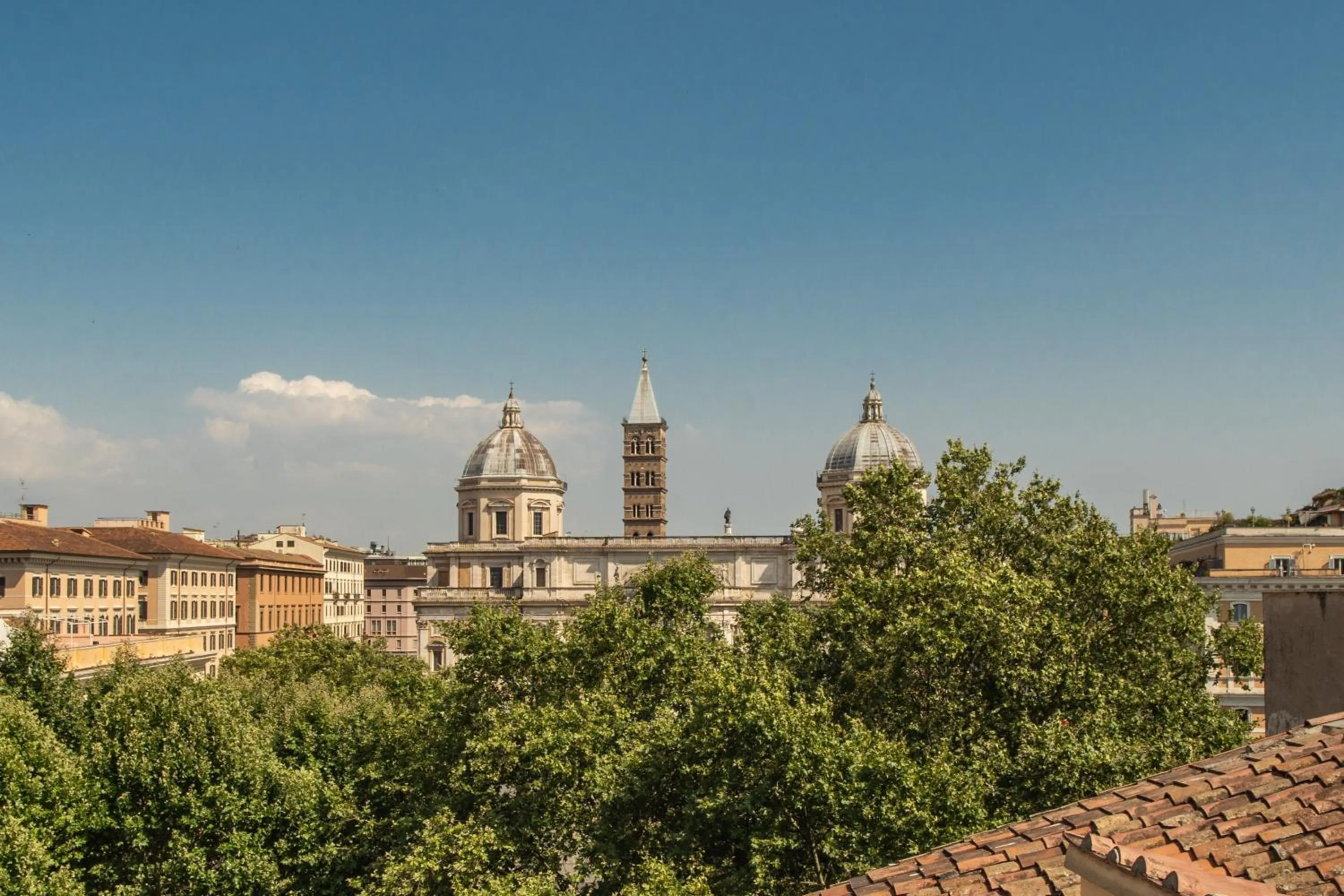 View (from property/room) in Hotel 77 Seventy-Seven - Maison D'Art Collection