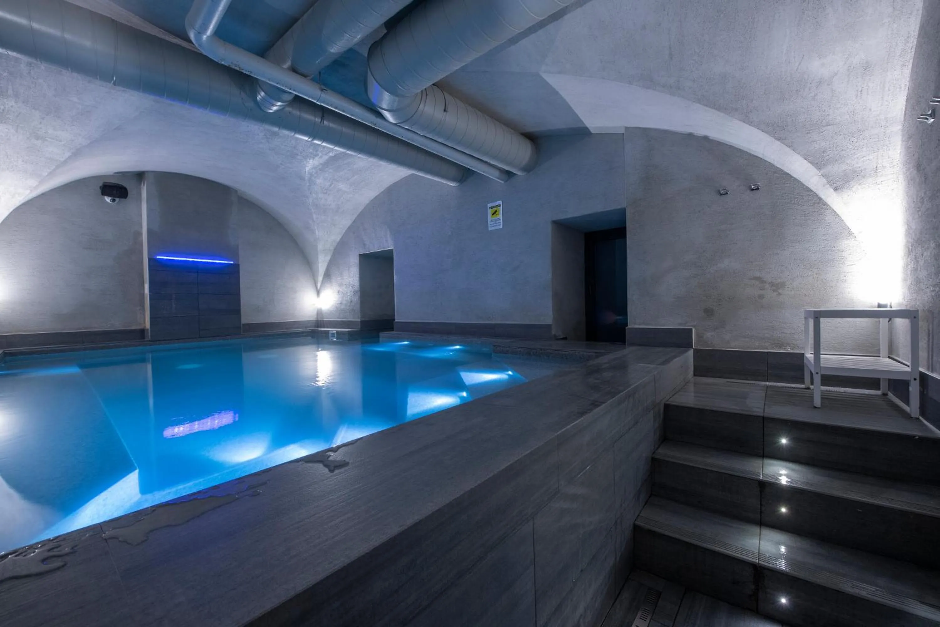 Spa and wellness centre/facilities in Hotel 77 Seventy-Seven - Maison D'Art Collection