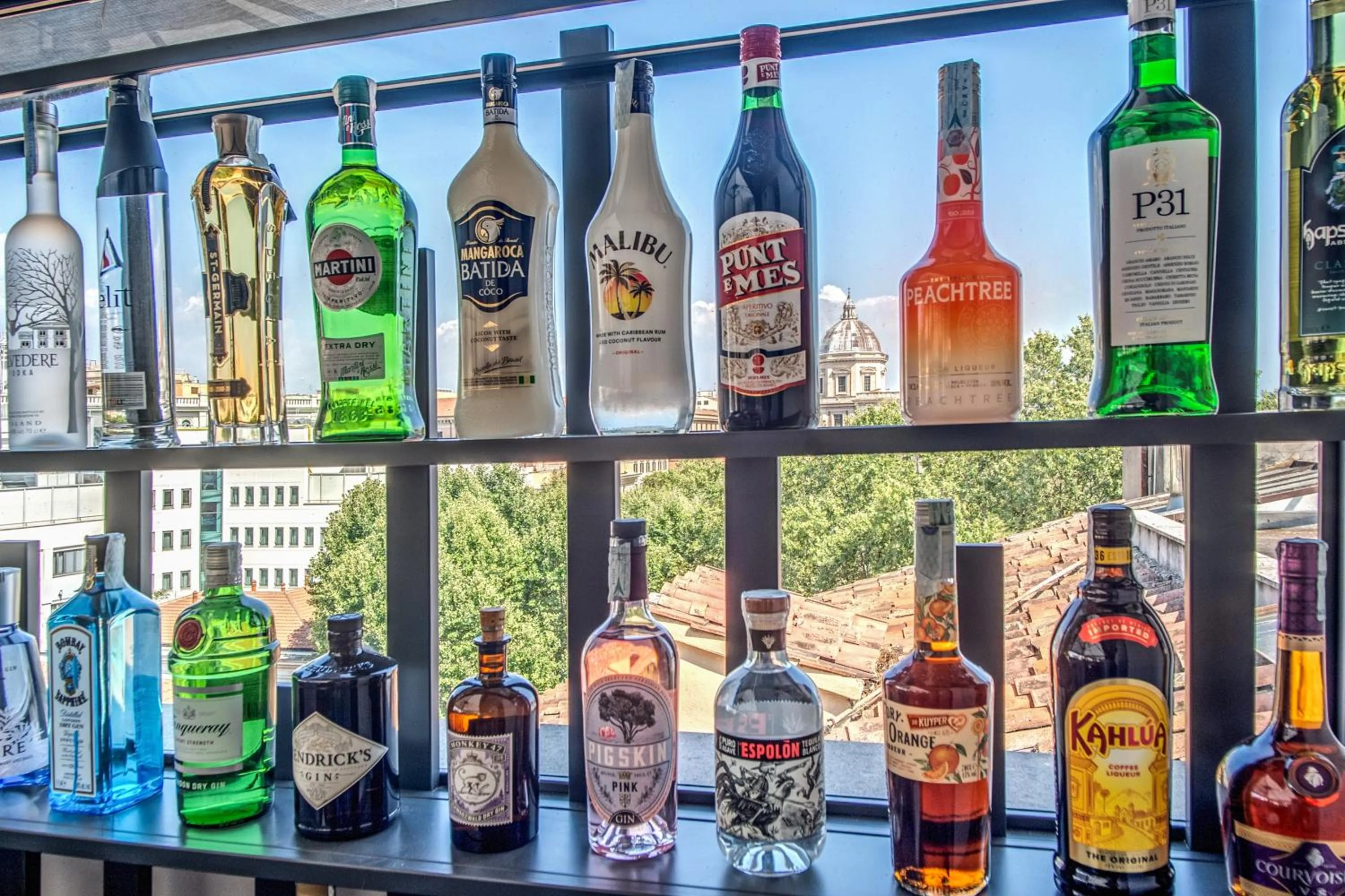 Lounge or bar in Hotel 77 Seventy-Seven - Maison D'Art Collection