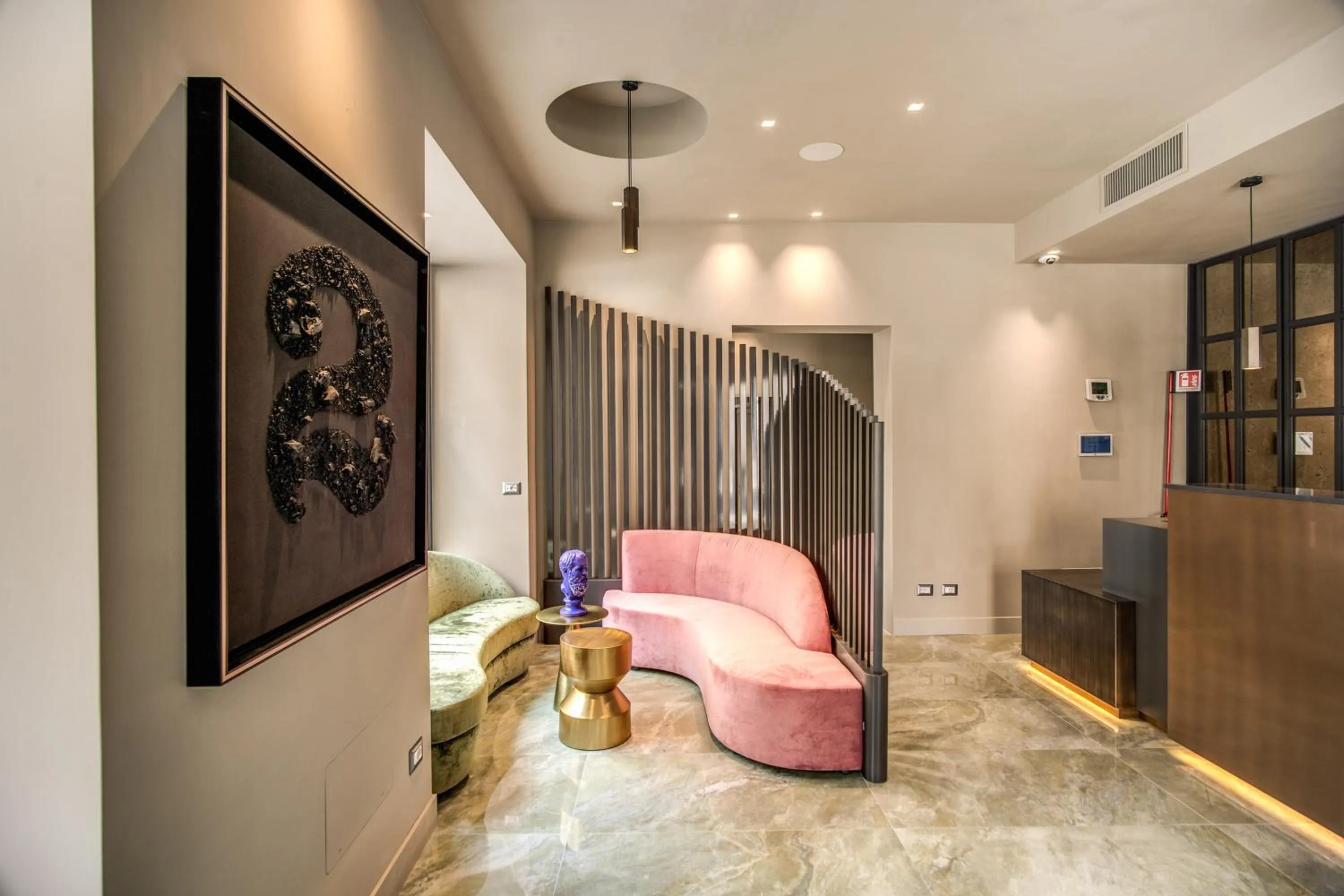 Lobby or reception in Hotel 77 Seventy-Seven - Maison D'Art Collection