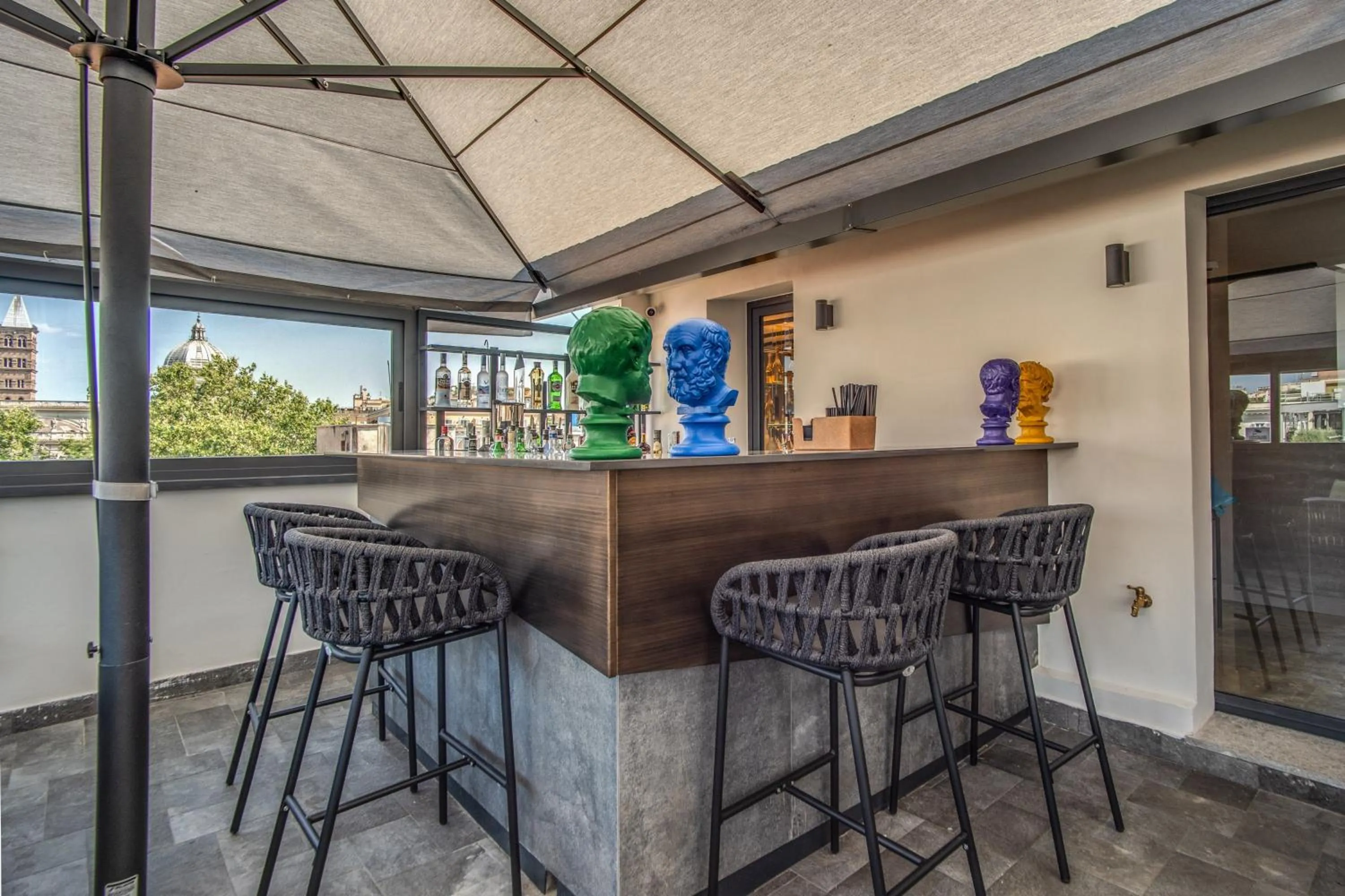 Balcony/Terrace in Hotel 77 Seventy-Seven - Maison D'Art Collection