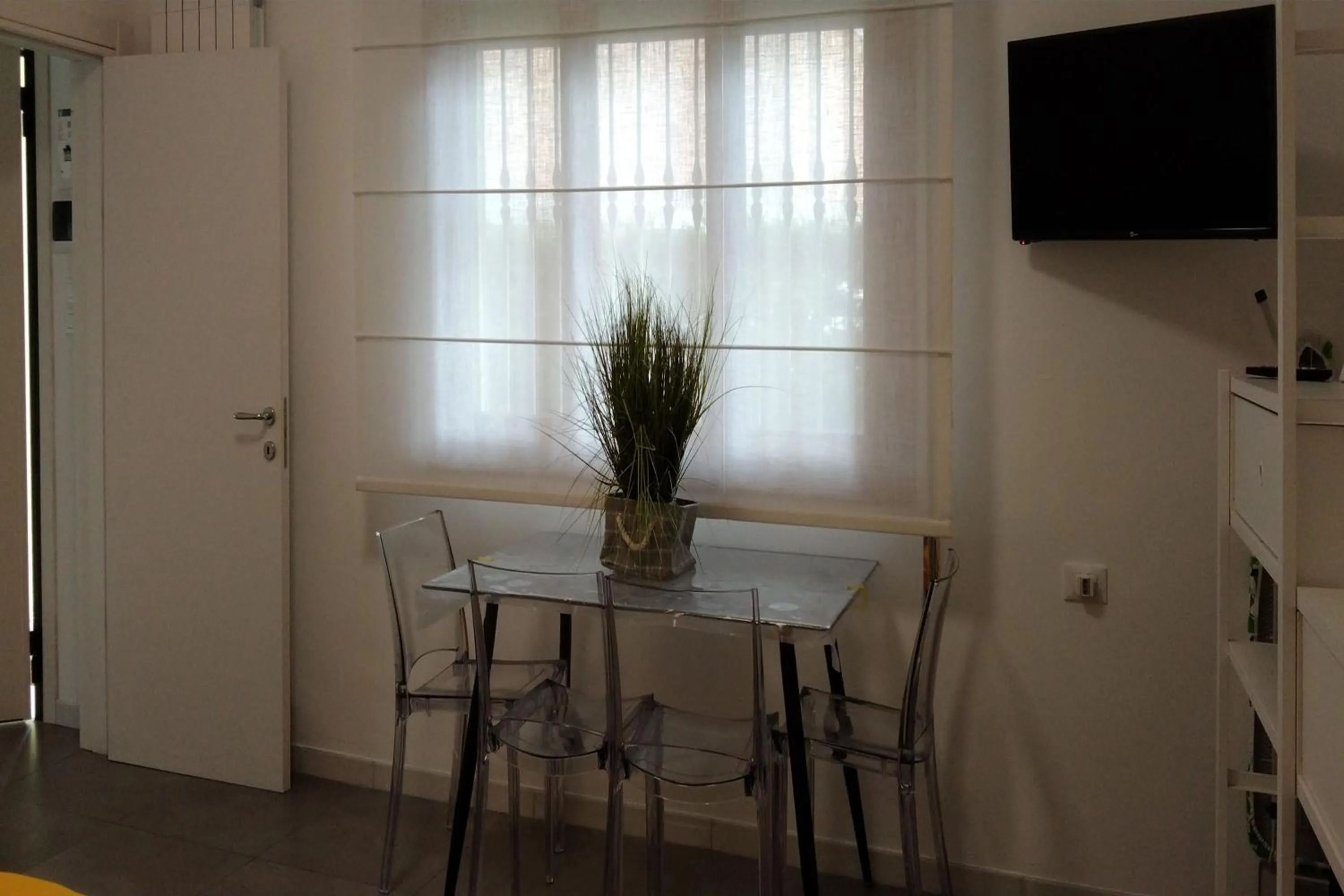 Dining area in GreenColors DEPENDANCE