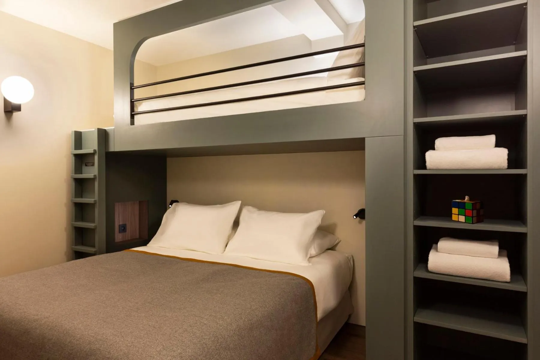 Bed in RockyPop Flaine Hotel & Spa