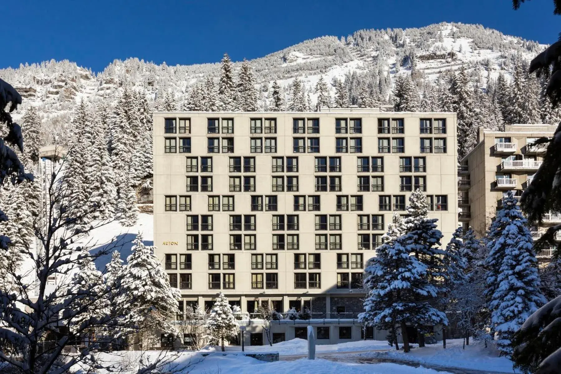 Property building in RockyPop Flaine Hotel & Spa Property building in RockyPop Flaine Hotel & Spa
