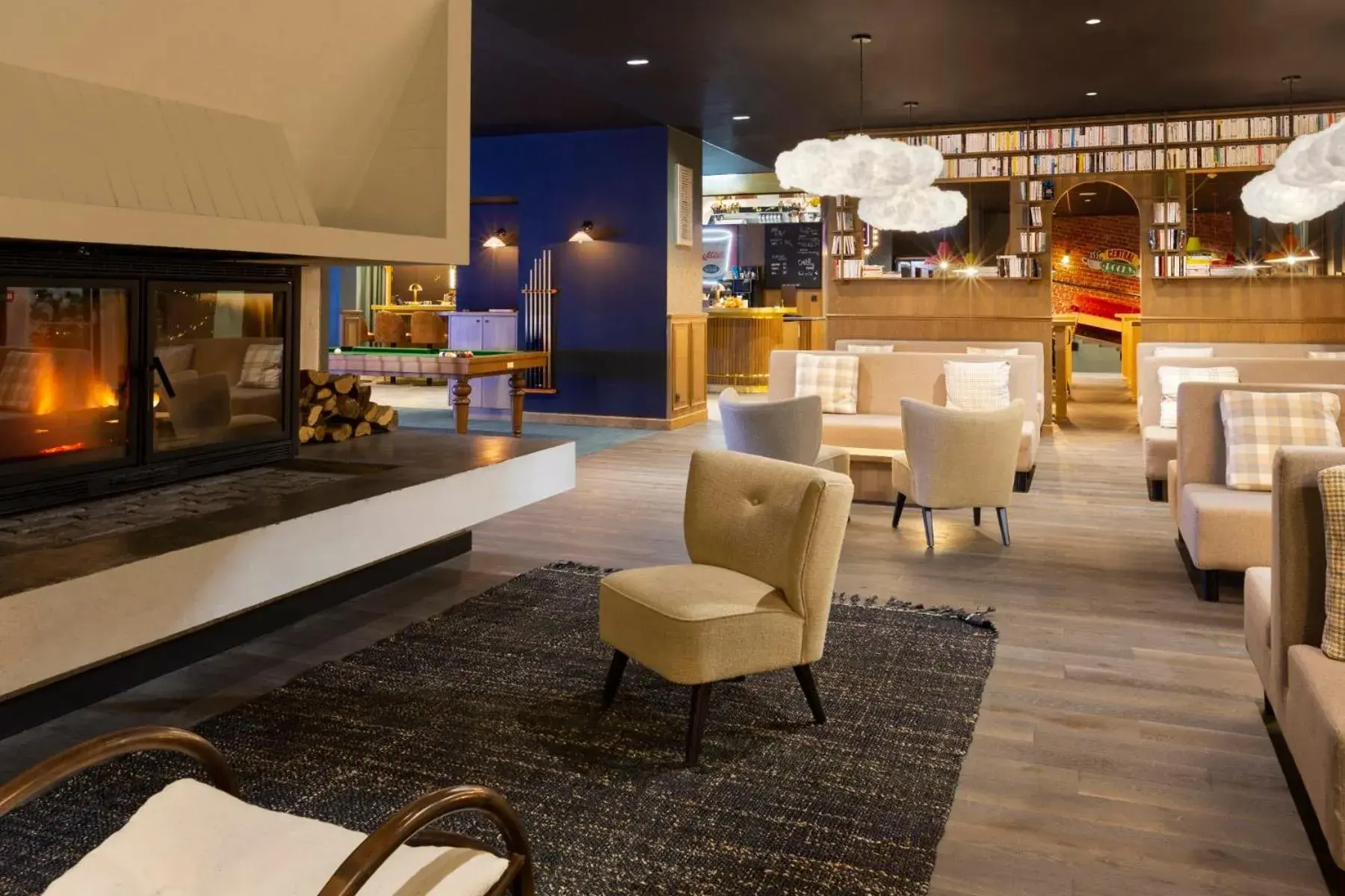 Lounge or bar in RockyPop Flaine Hotel & Spa Lounge or bar in RockyPop Flaine Hotel & Spa