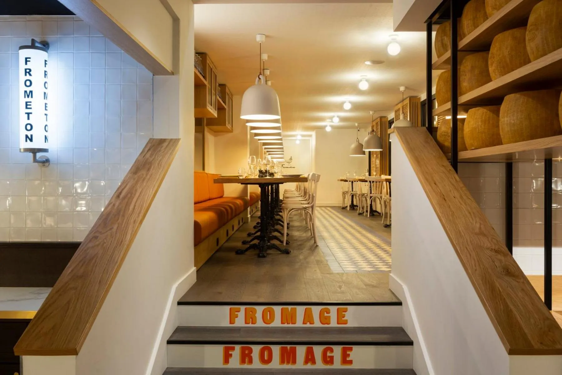 Restaurant/places to eat in RockyPop Flaine Hotel & Spa